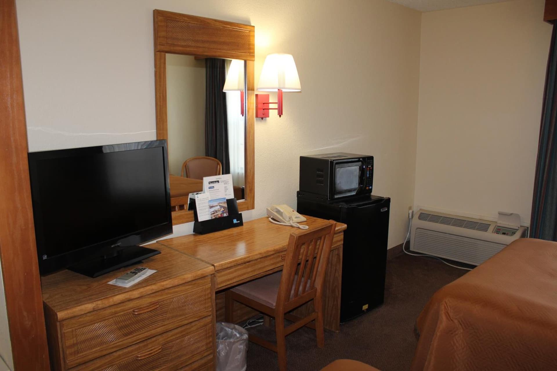 Travelodge by Wyndham Perry National Fairgrounds Area I-75 gallery photo in Perry, GA — image 34