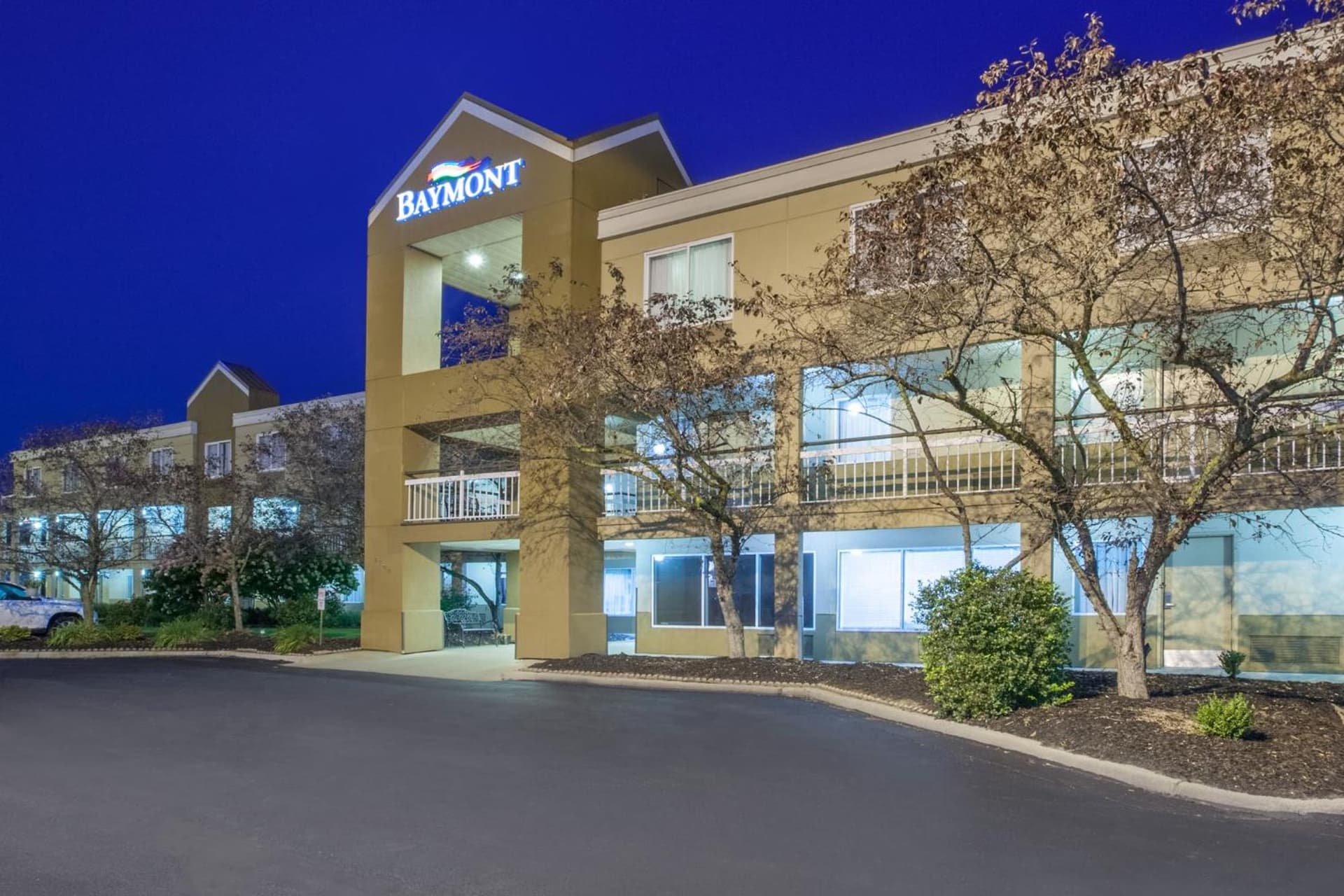 Americas Best Value Inn Canton gallery photo in Canton — image 23