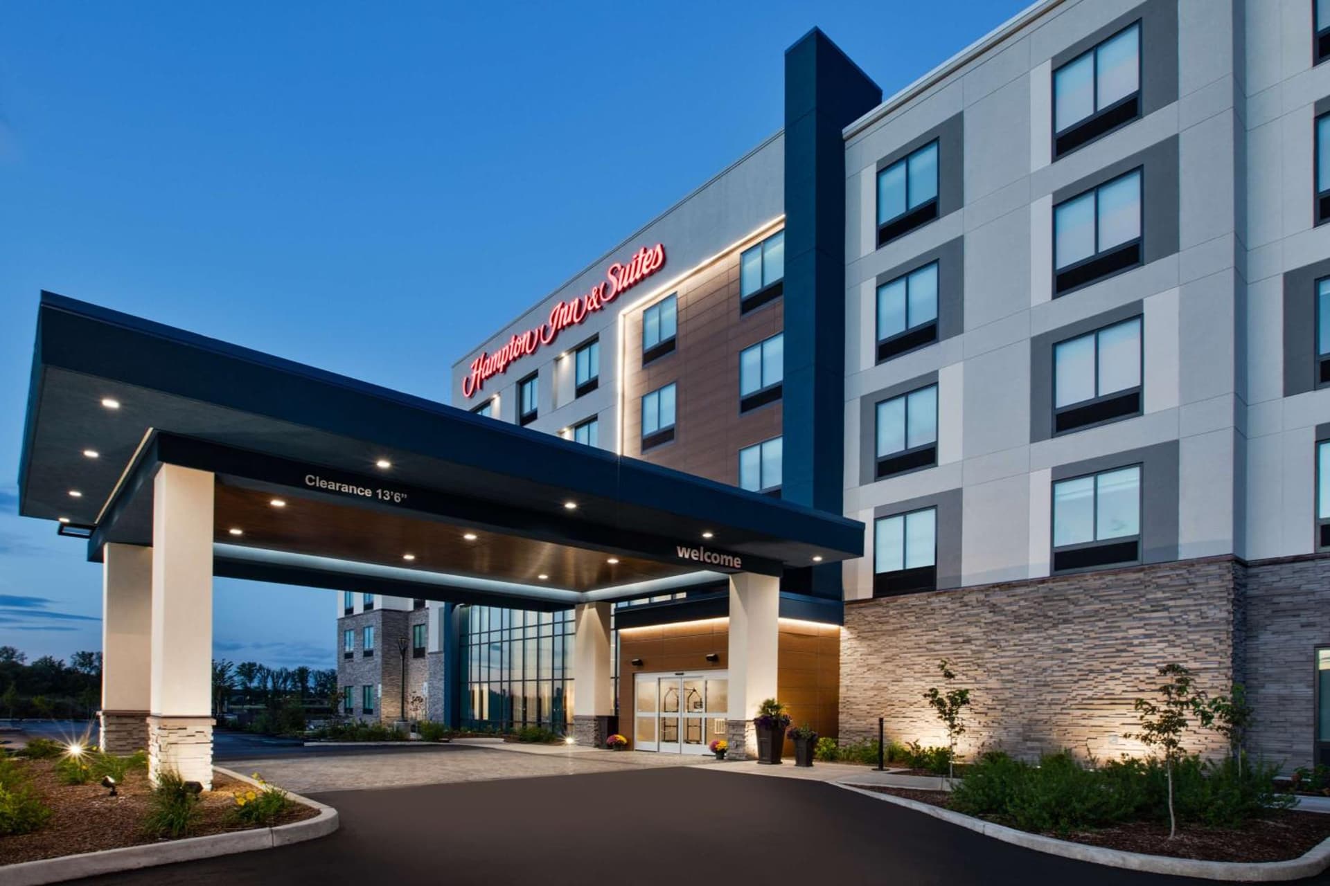 Hampton Inn & Suites By Hilton Indianapolis South Greenwood gallery photo in Indianapolis, IN — image 20