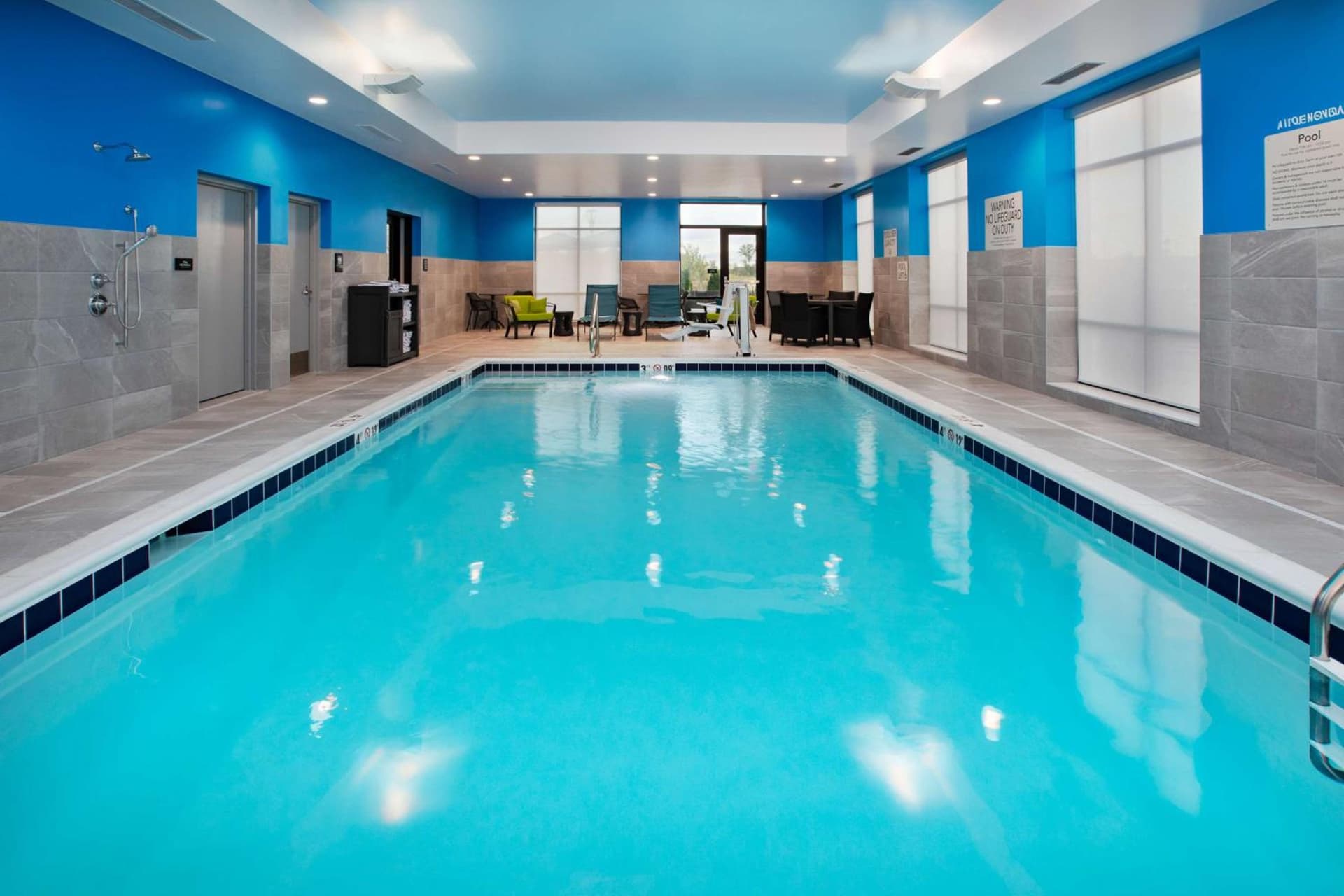 Hampton Inn & Suites By Hilton Indianapolis South Greenwood gallery photo in Indianapolis, IN — image 9