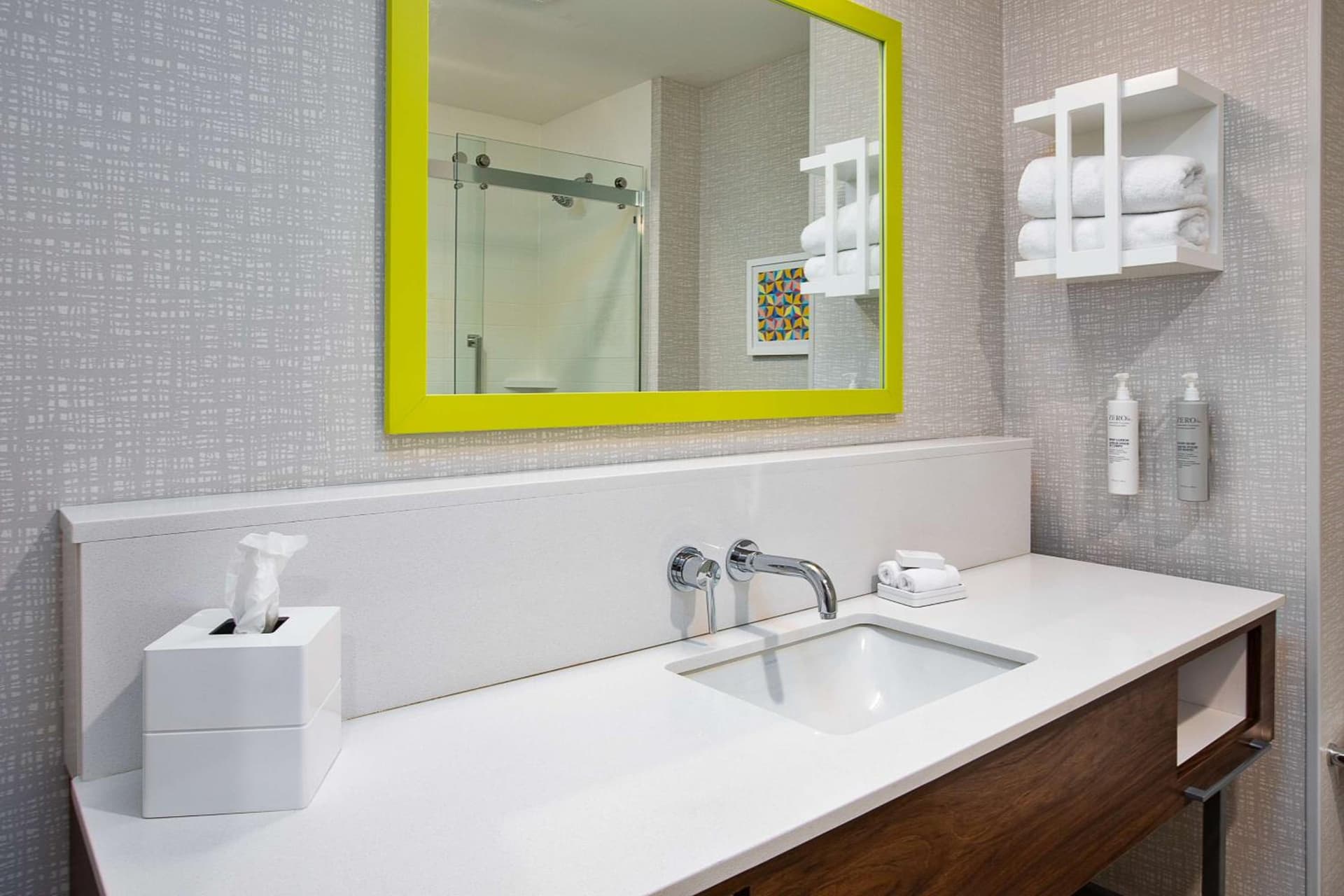 Hampton Inn & Suites By Hilton Indianapolis South Greenwood gallery photo in Indianapolis, IN — image 24