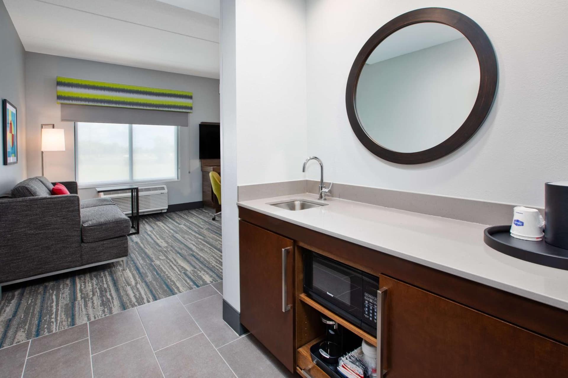 Hampton Inn & Suites By Hilton Indianapolis South Greenwood gallery photo in Indianapolis, IN — image 27