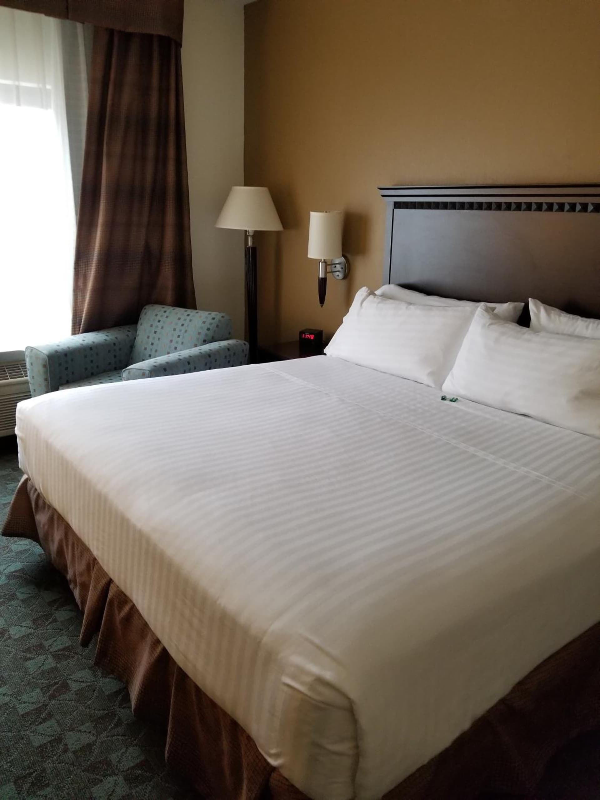 Holiday Inn Express Hotel & Suites Canton by IHG interior in Canton — gallery photo 2