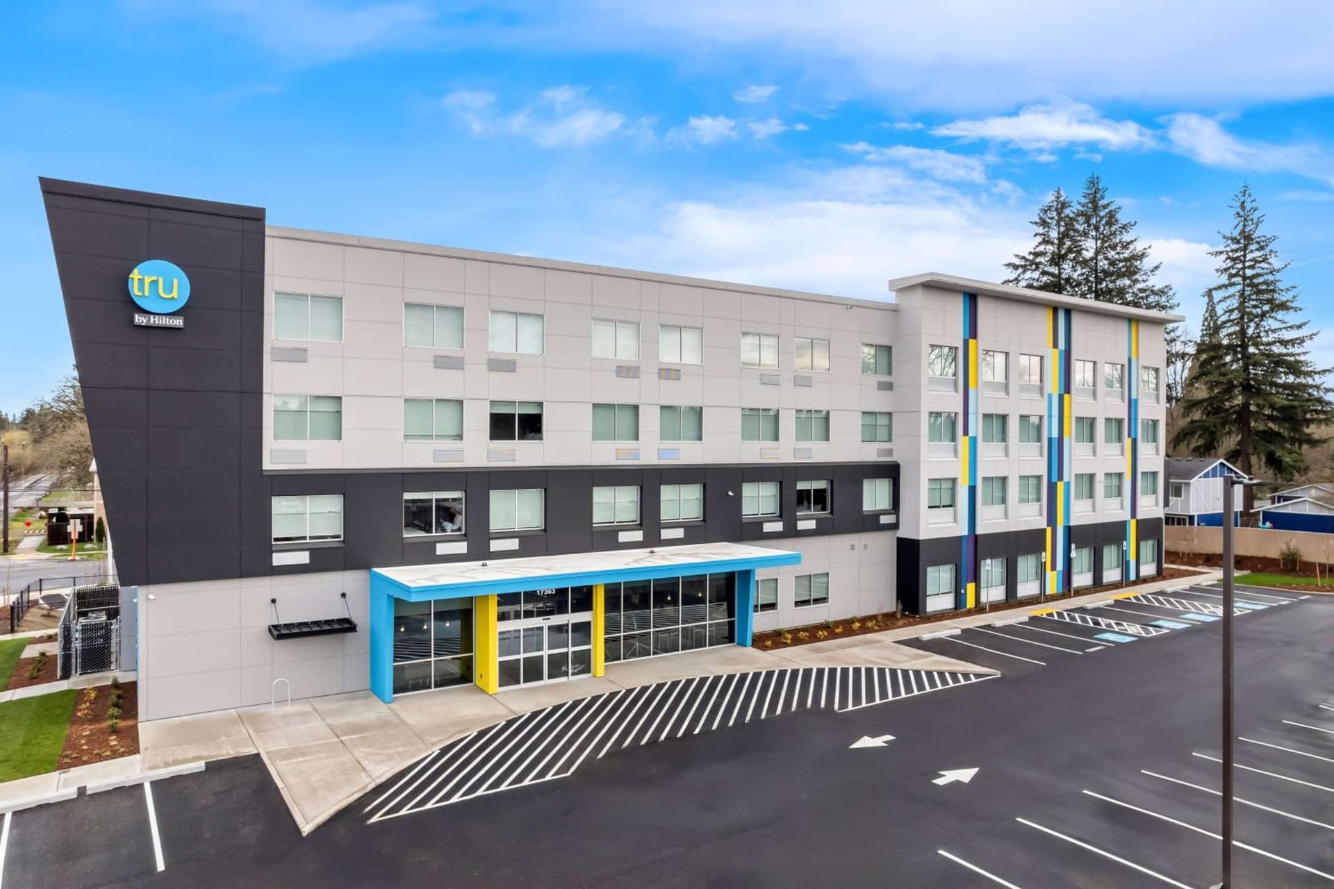 Tru By Hilton Aloha Beaverton property views in Beaverton, OR — gallery photo 3