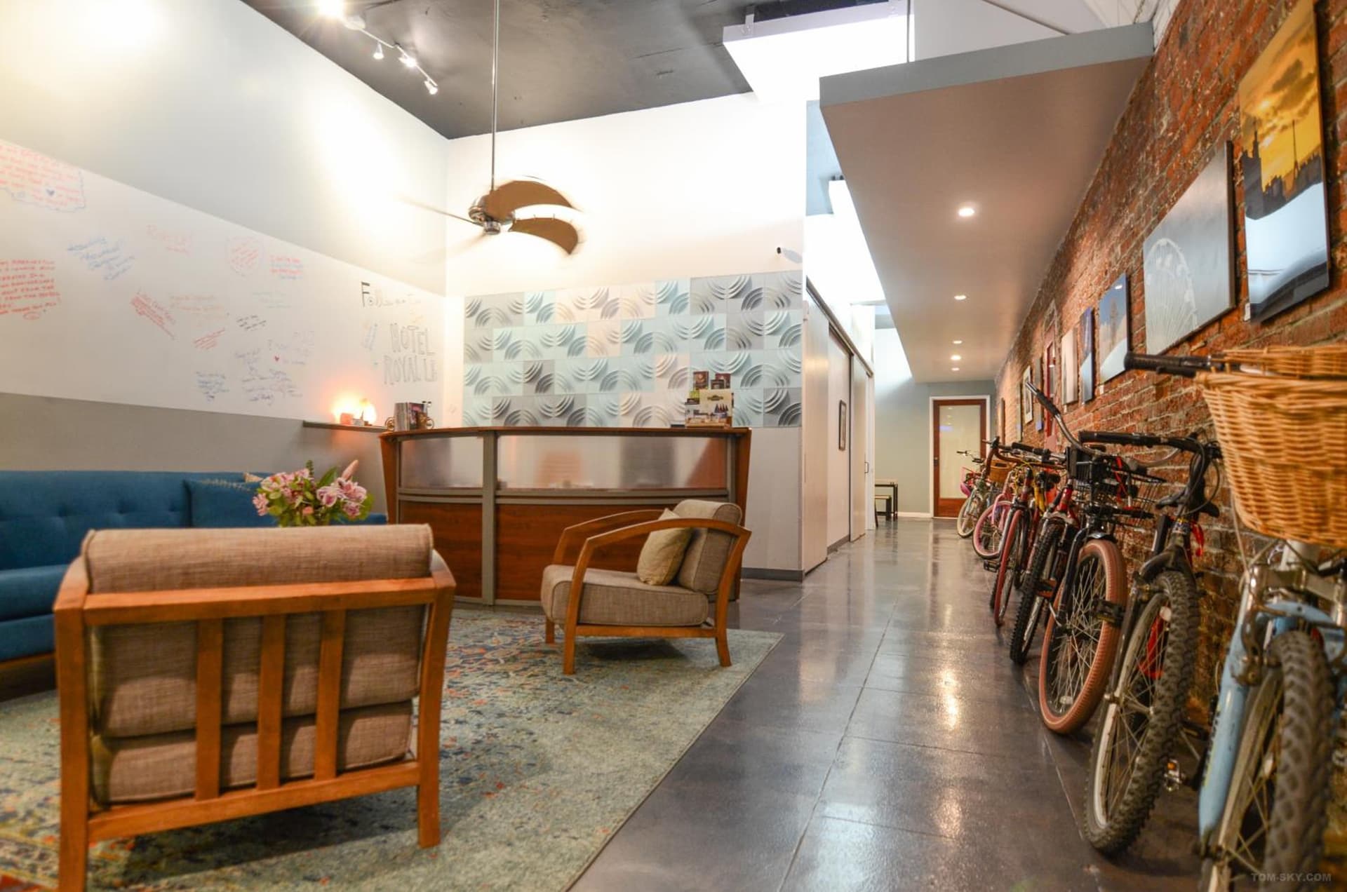 Hotel Royal gallery photo in Long Beach, CA — image 93