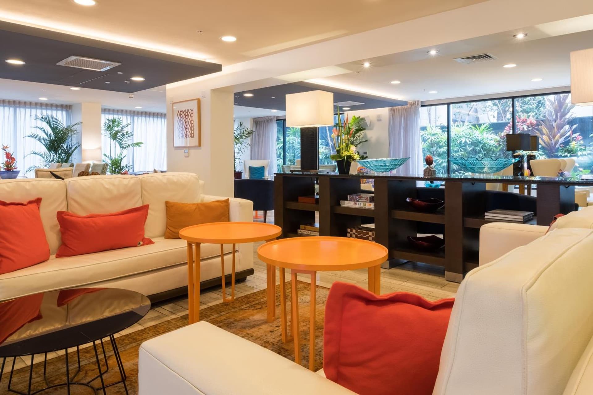 VIVE Hotel Waikiki gallery photo in Honolulu, HI — image 93