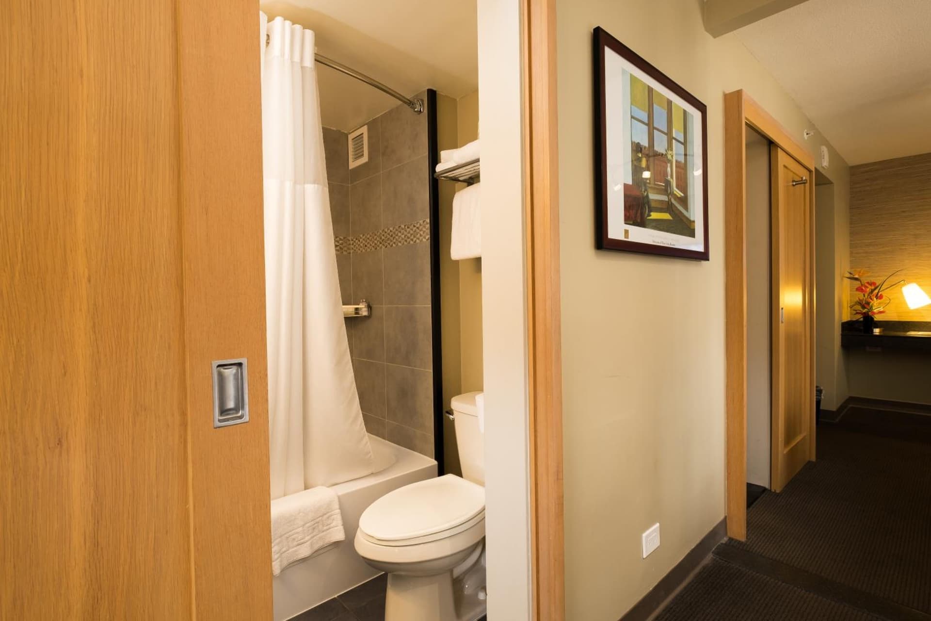 VIVE Hotel Waikiki gallery photo in Honolulu, HI — image 147
