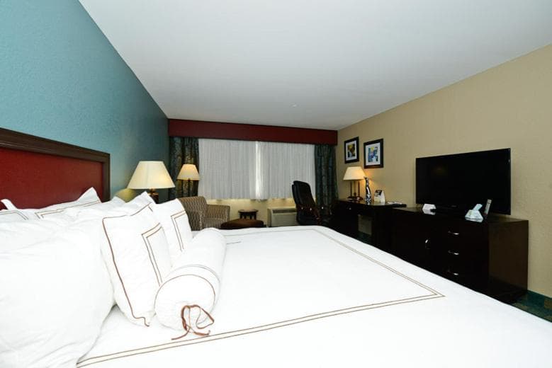 Causeway Bay Hotel gallery photo in Lansing, MI — image 55