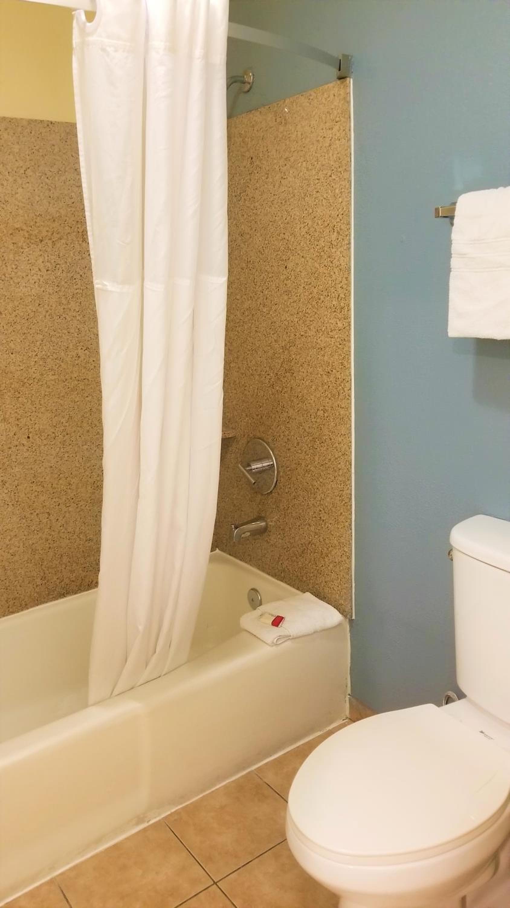 SureStay Hotel by Best Western Chula Vista San Diego Bay gallery photo in Chula Vista, CA — image 20
