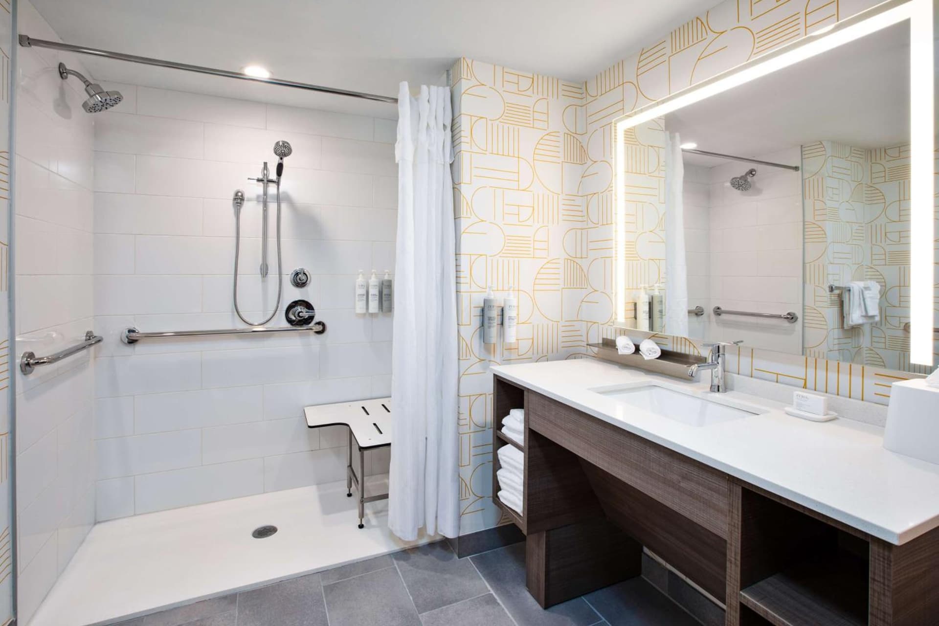 Home2 Suites By Hilton Grand Rapids Northeast gallery photo in Grand Rapids, MI — image 17