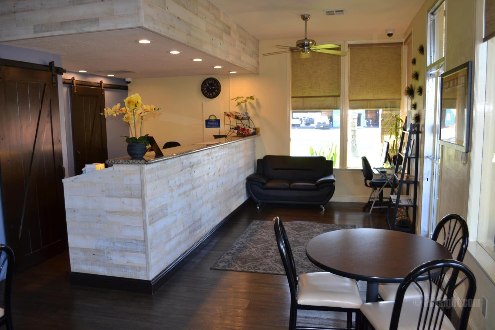 Days Inn & Suites by Wyndham Lodi gallery photo in Lodi, CA — image 48