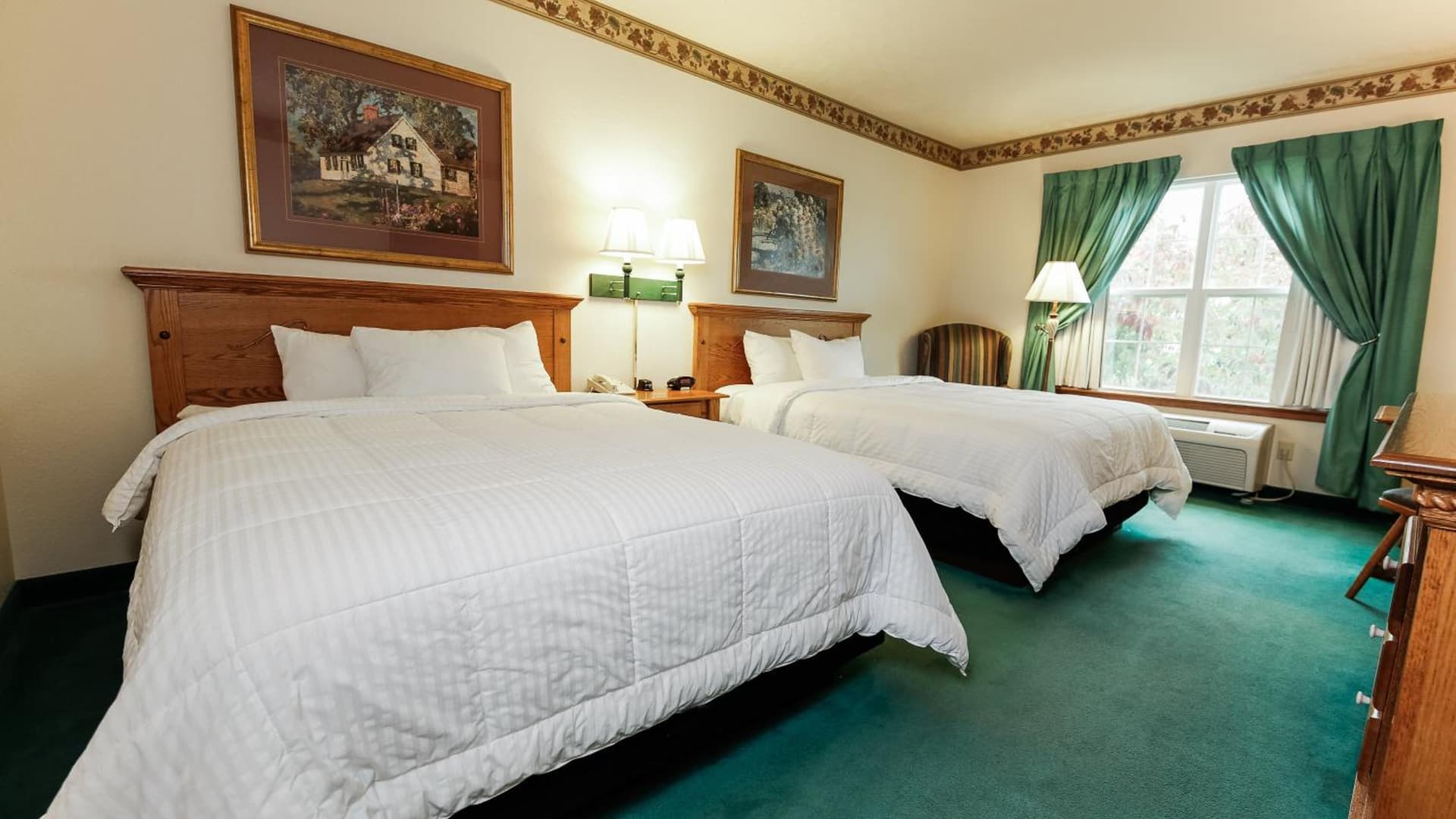 Van Buren Hotel gallery photo in Shipshewana, IN — image 24