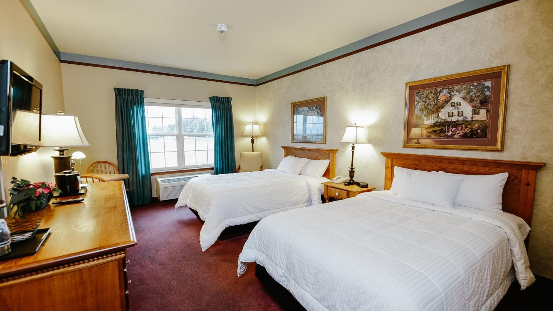 Van Buren Hotel gallery photo in Shipshewana, IN — image 4