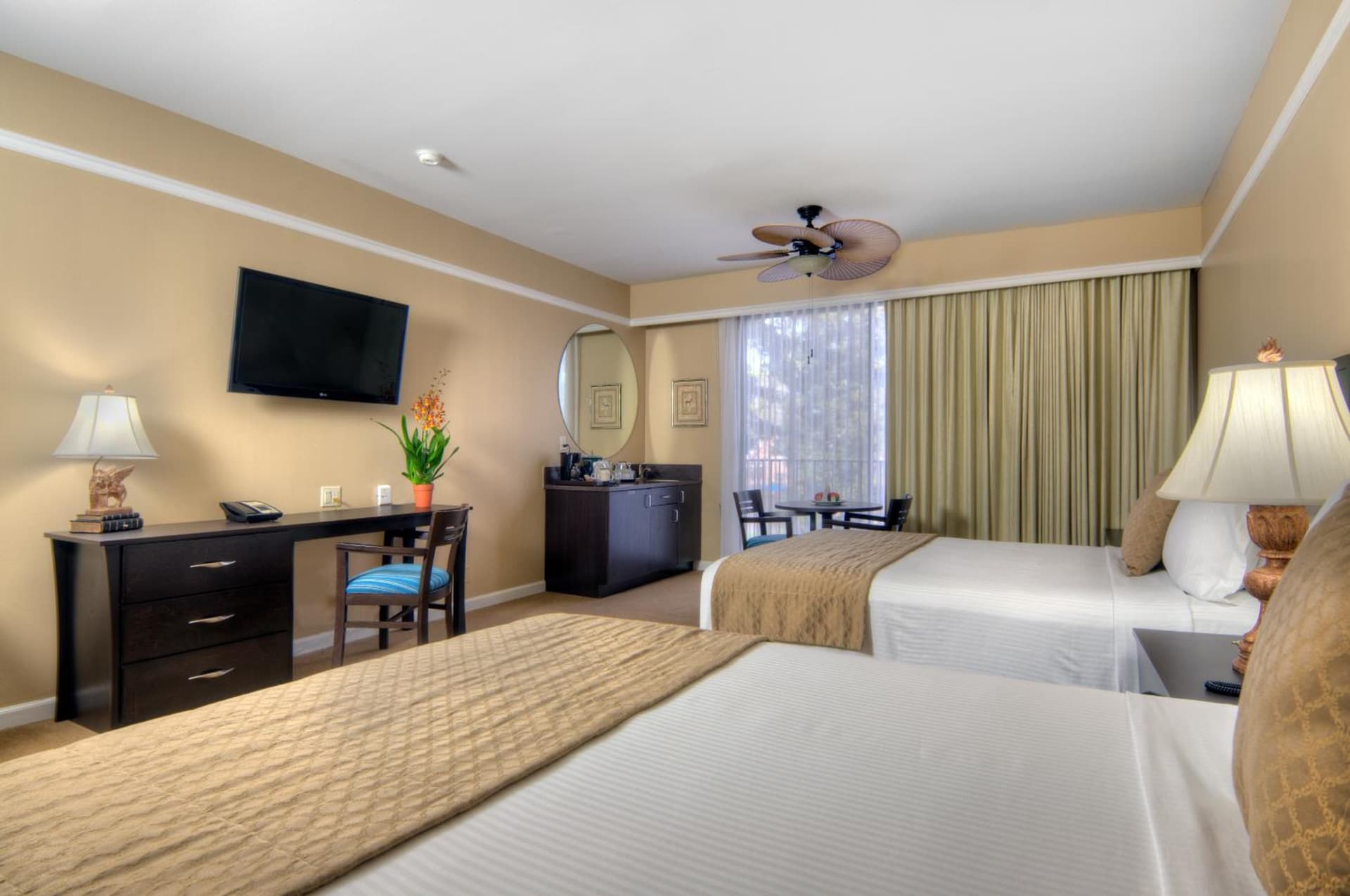 Dinah's Garden Hotel gallery photo in Palo Alto, CA — image 23