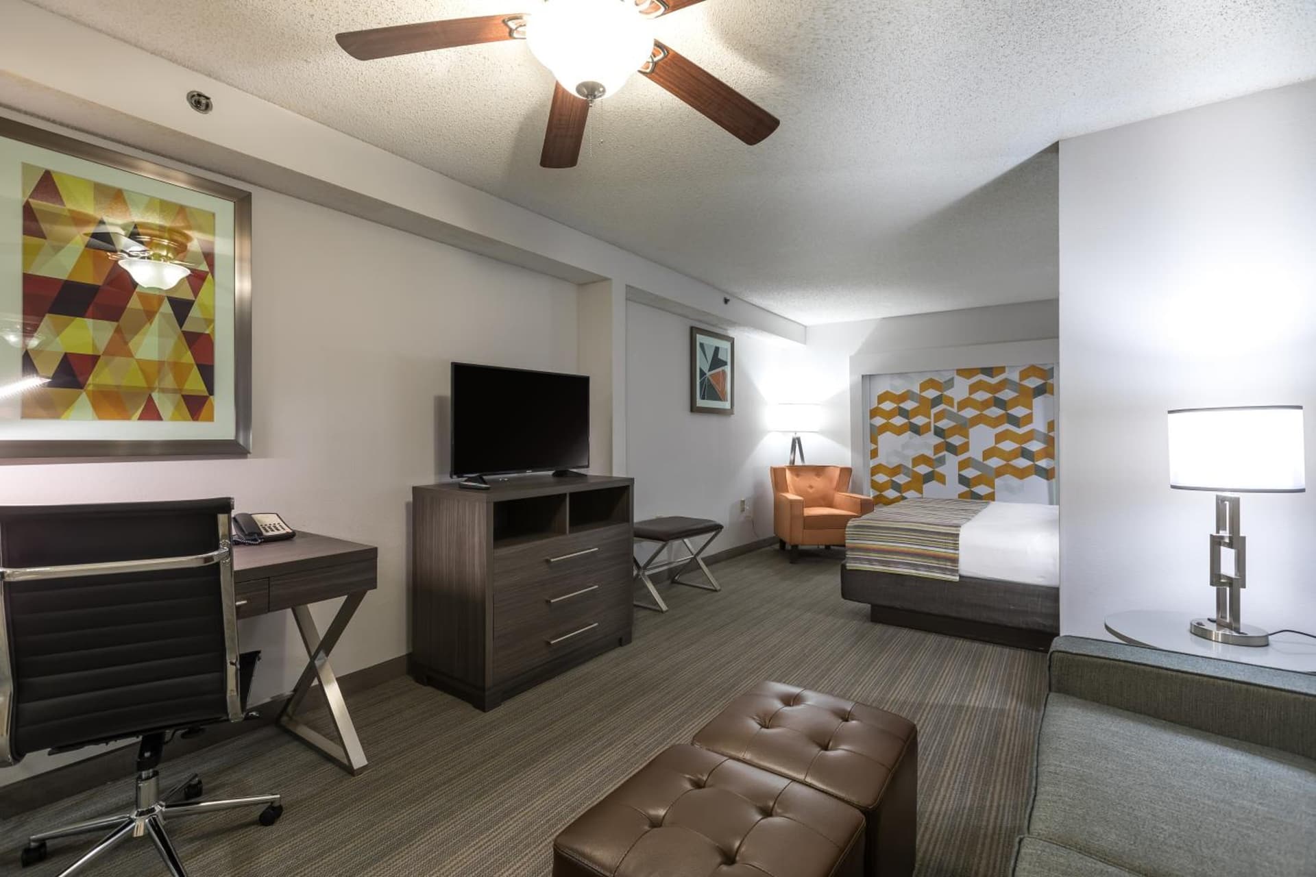 Country Inn & Suites by Radisson, Lake Norman Huntersville, NC gallery photo in Huntersville, NC — image 47