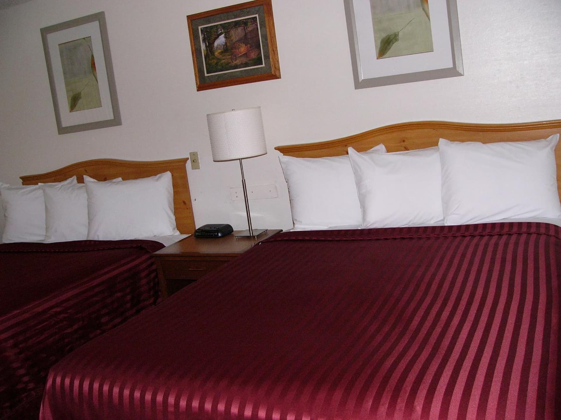 Oyster Bay Inn & Suites gallery photo in Bremerton, WA — image 22