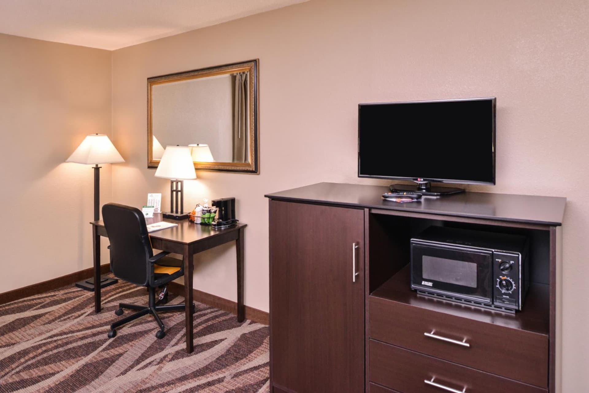 Baymont by Wyndham Sioux Falls North,I-29,Russell St, Airport property views in Sioux Falls, SD — gallery photo 3