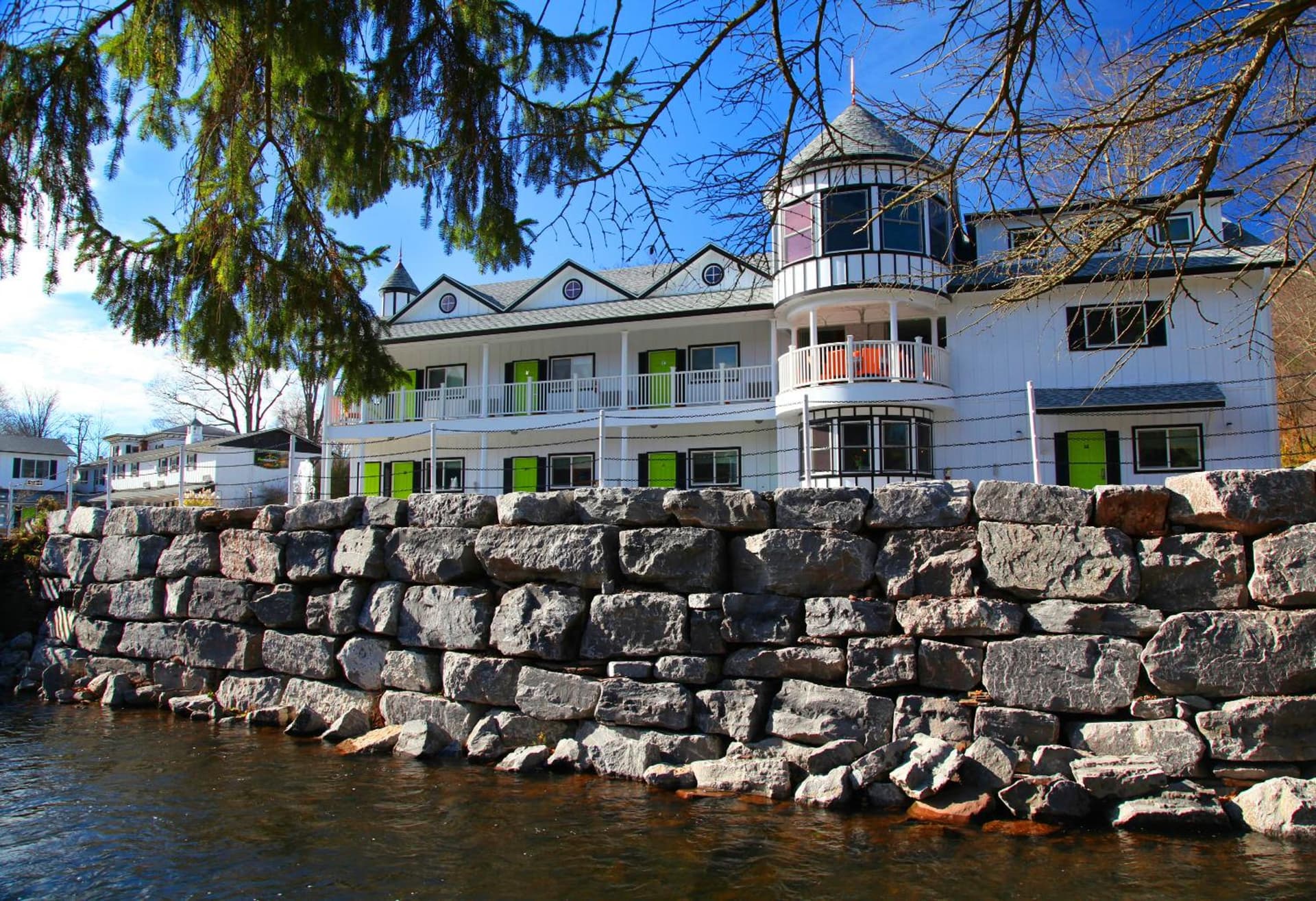 The Roxbury featured exterior or lobby in Roxbury — similar hotel