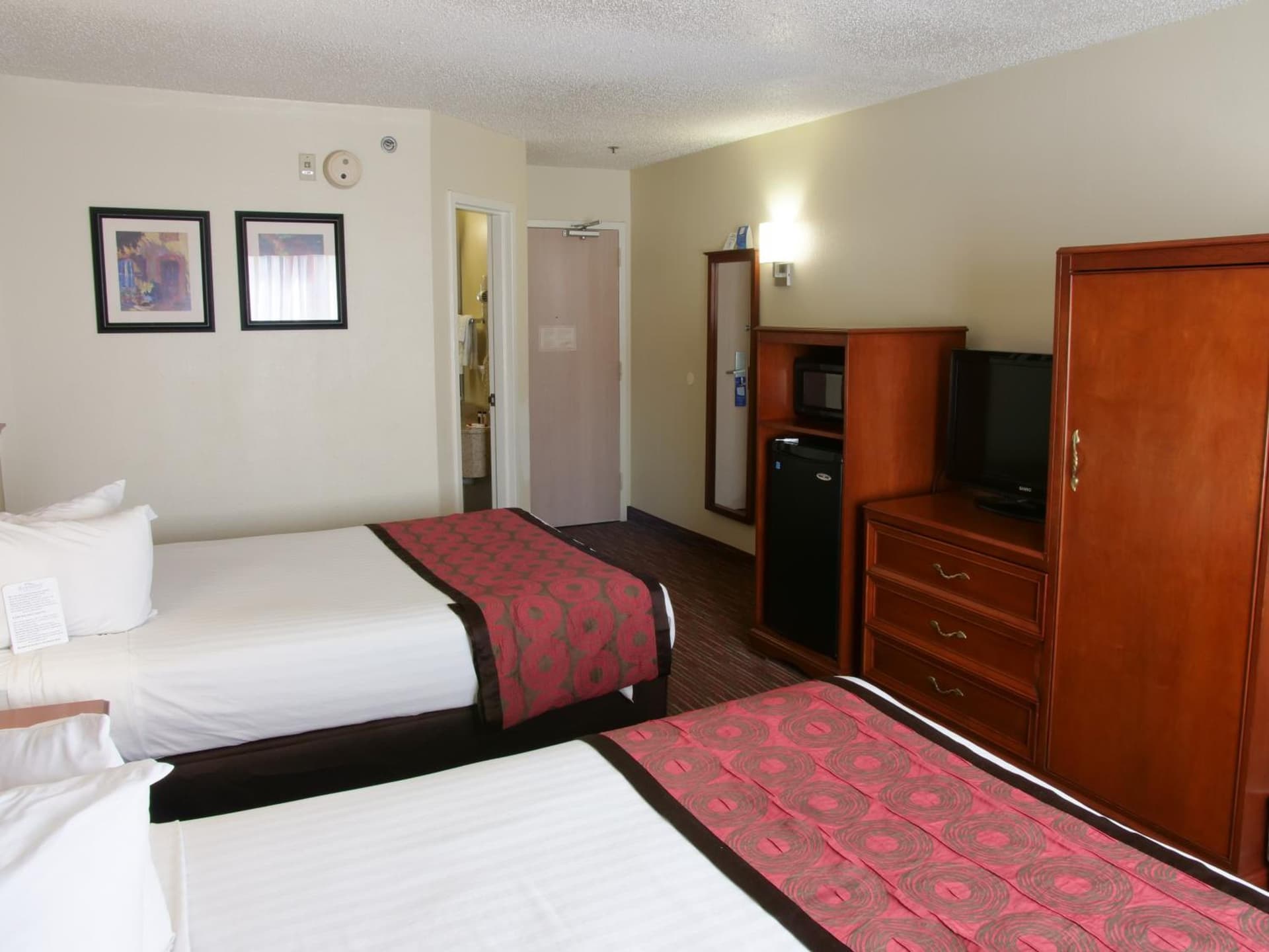 Baymont by Wyndham Louisville East gallery photo in Louisville, KY — image 17