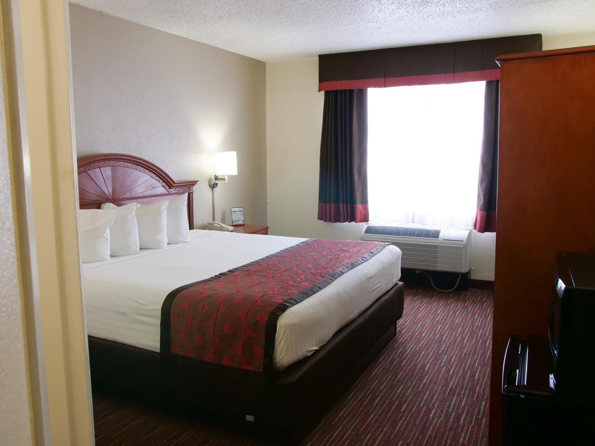 Baymont by Wyndham Louisville East gallery photo in Louisville, KY — image 10