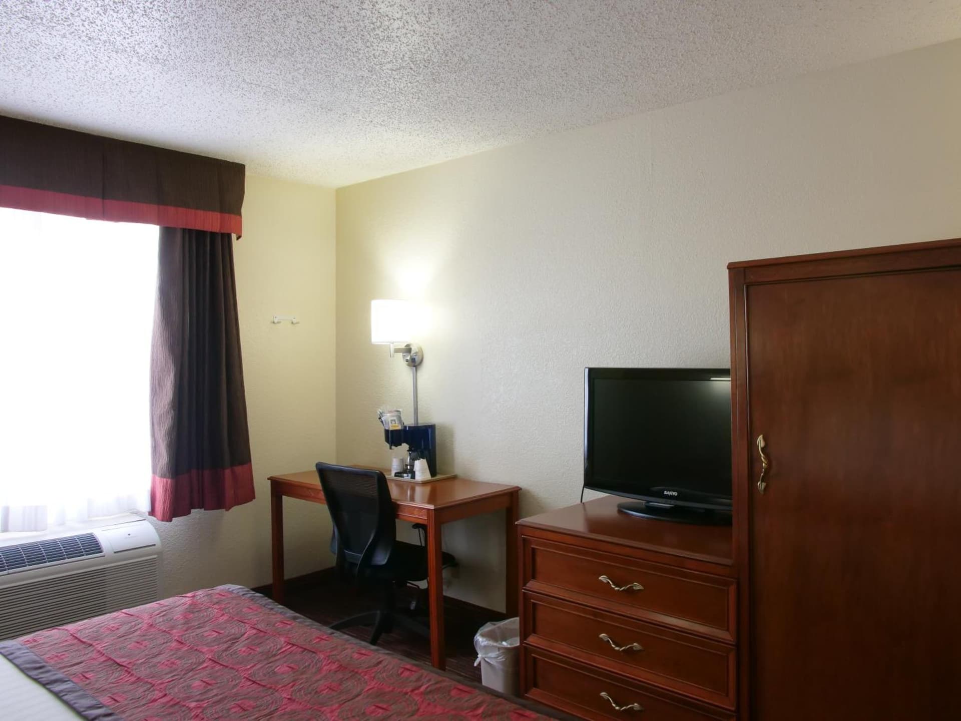 Baymont by Wyndham Louisville East gallery photo in Louisville, KY — image 53