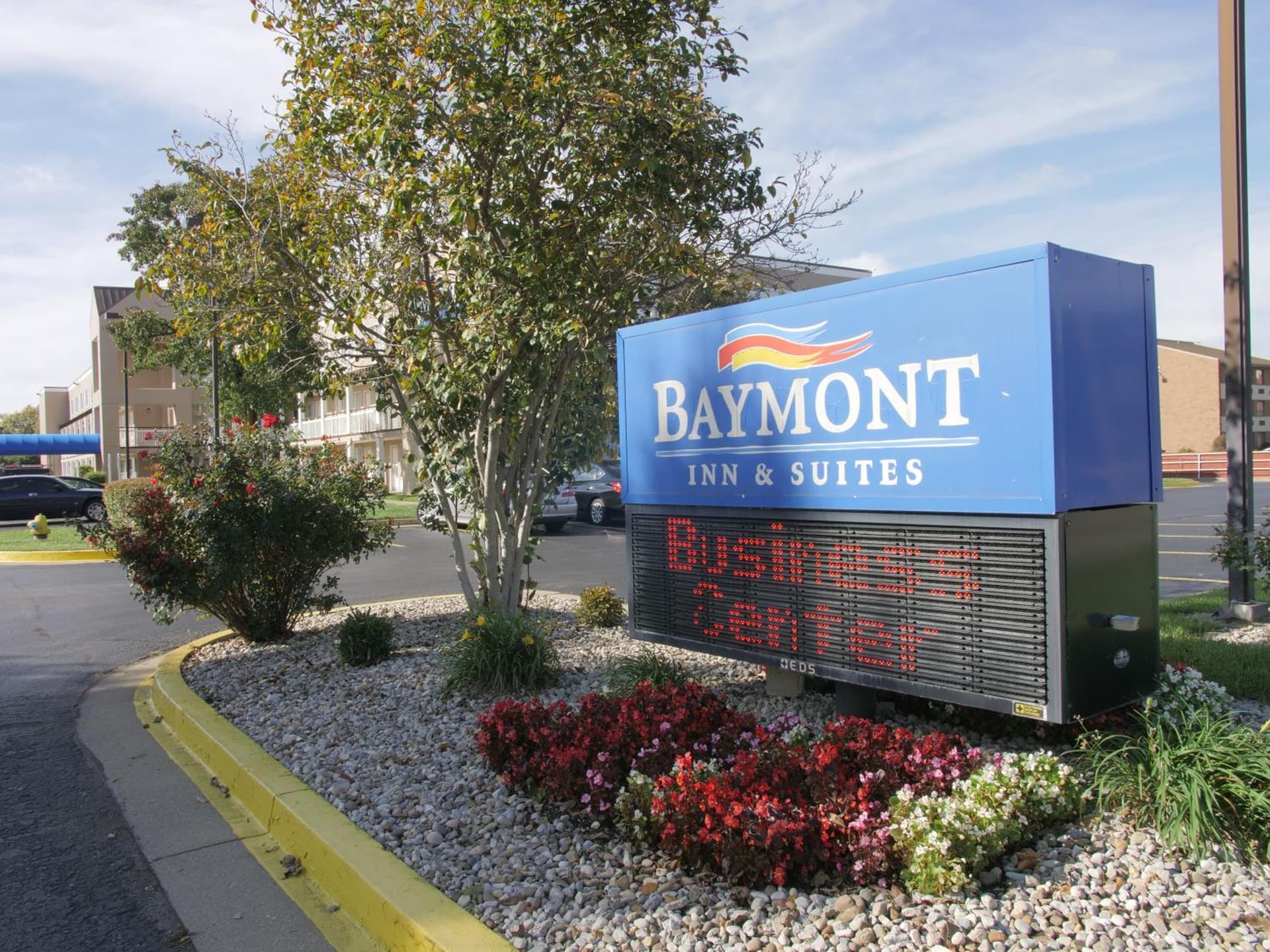 Baymont by Wyndham Louisville East gallery photo in Louisville, KY — image 55