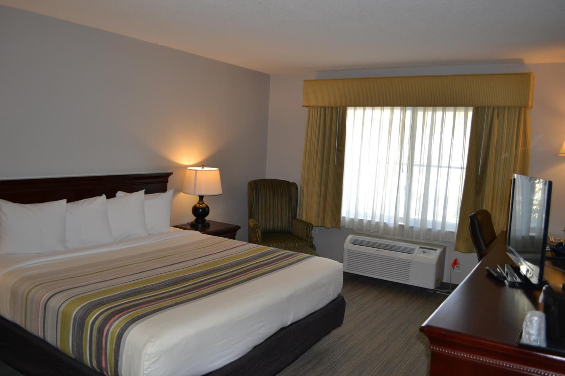 Country Inn & Suites by Radisson, Gurnee, IL gallery photo in Gurnee, IL — image 60