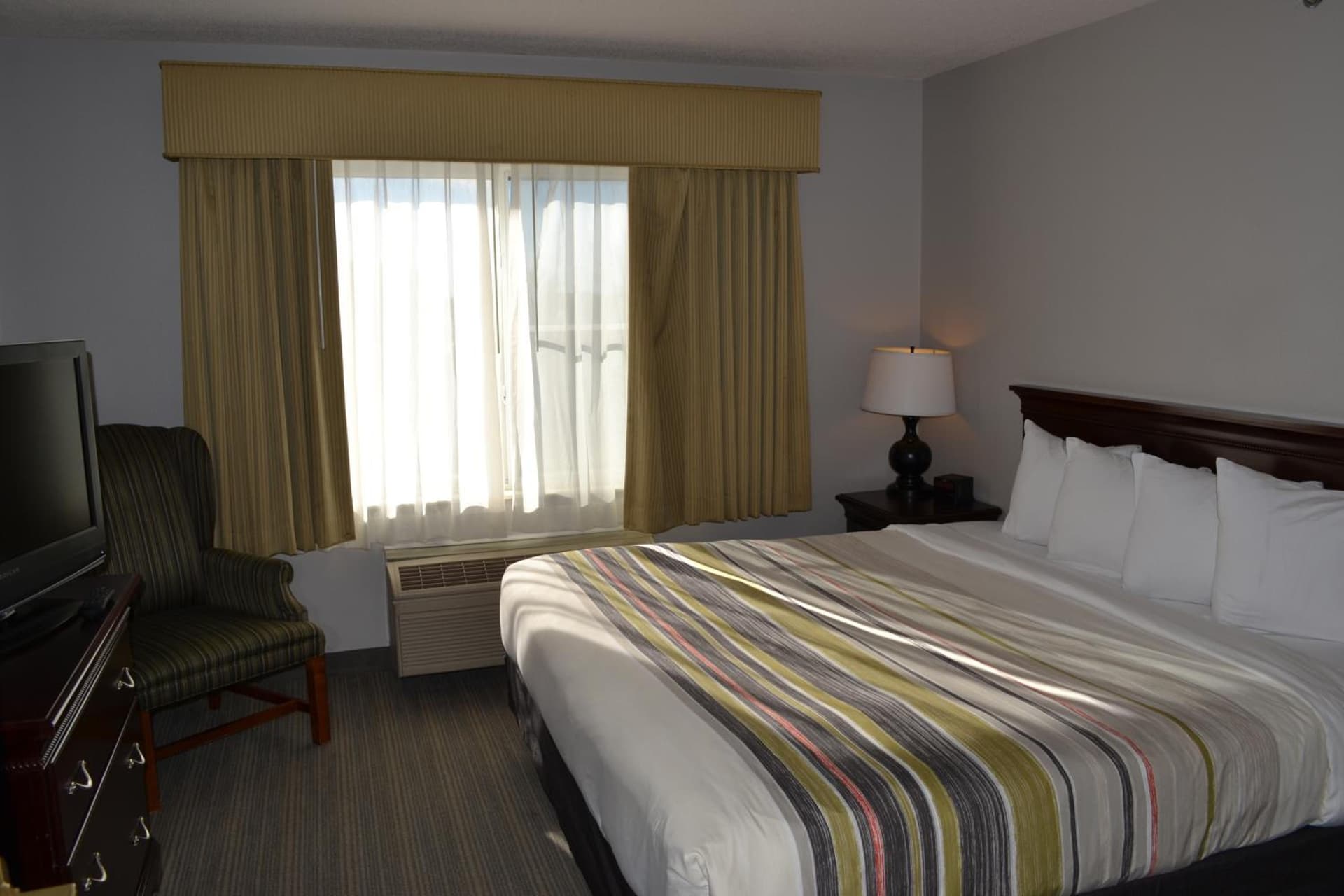Country Inn & Suites by Radisson, Gurnee, IL gallery photo in Gurnee, IL — image 7