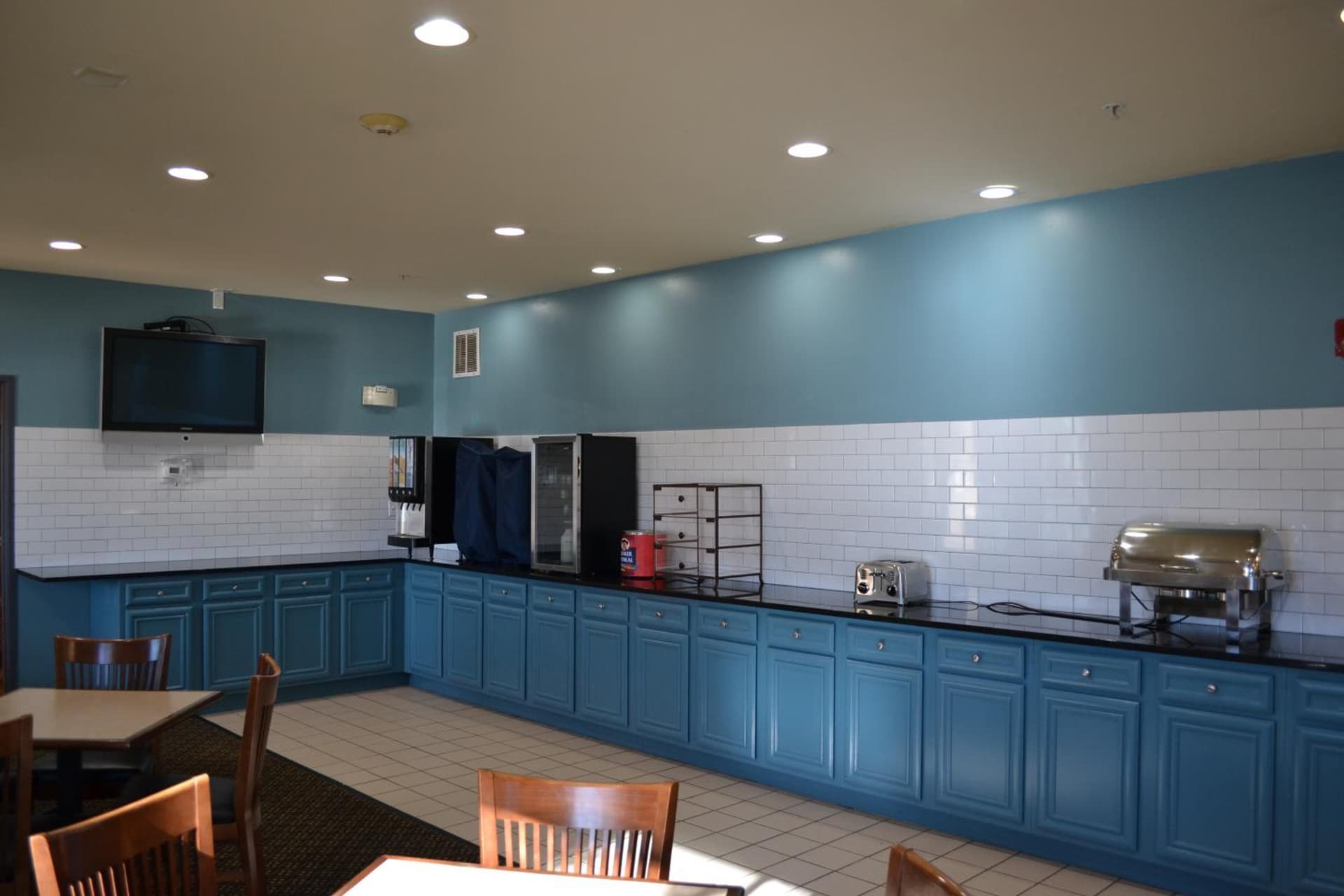 Country Inn & Suites by Radisson, Gurnee, IL property views in Gurnee, IL — gallery photo 3