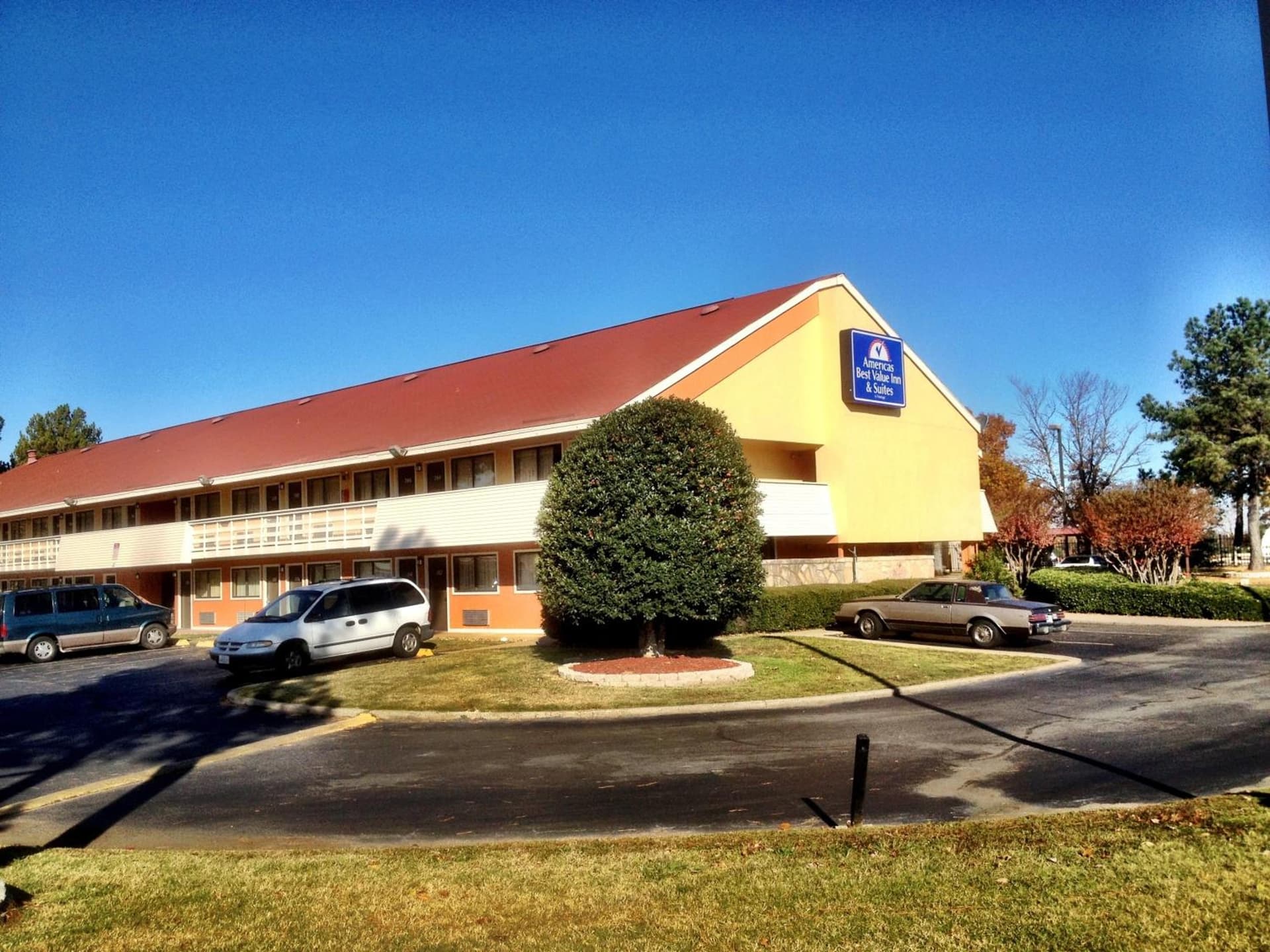 Americas Best Value Inn and Suites Little Rock interior in Little Rock, AR — gallery photo 2