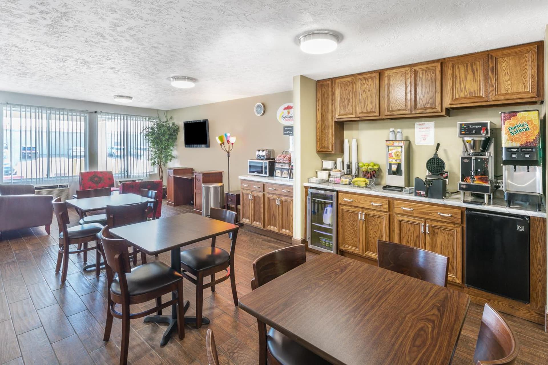 Super 8 by Wyndham North Sioux City gallery photo in North Sioux City, SD — image 15