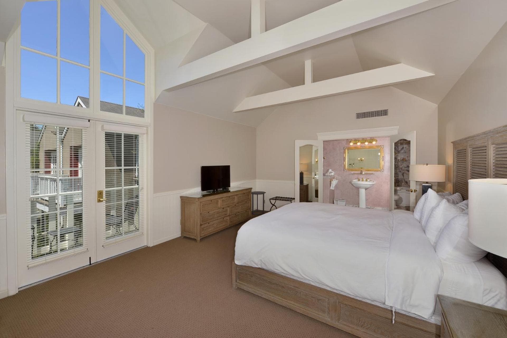 Hotel La Rose gallery photo in Santa Rosa, CA — image 33