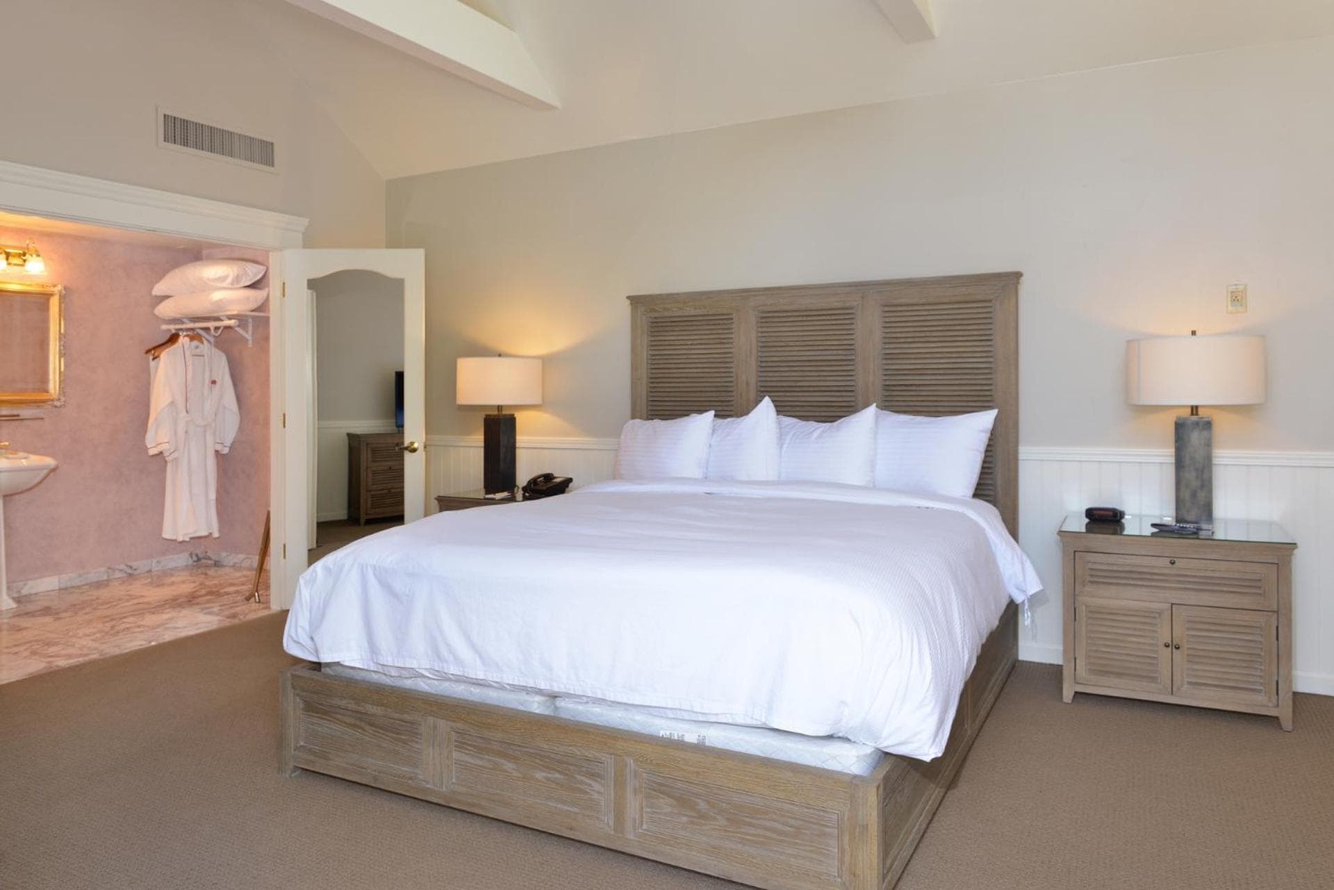 Hotel La Rose gallery photo in Santa Rosa, CA — image 39