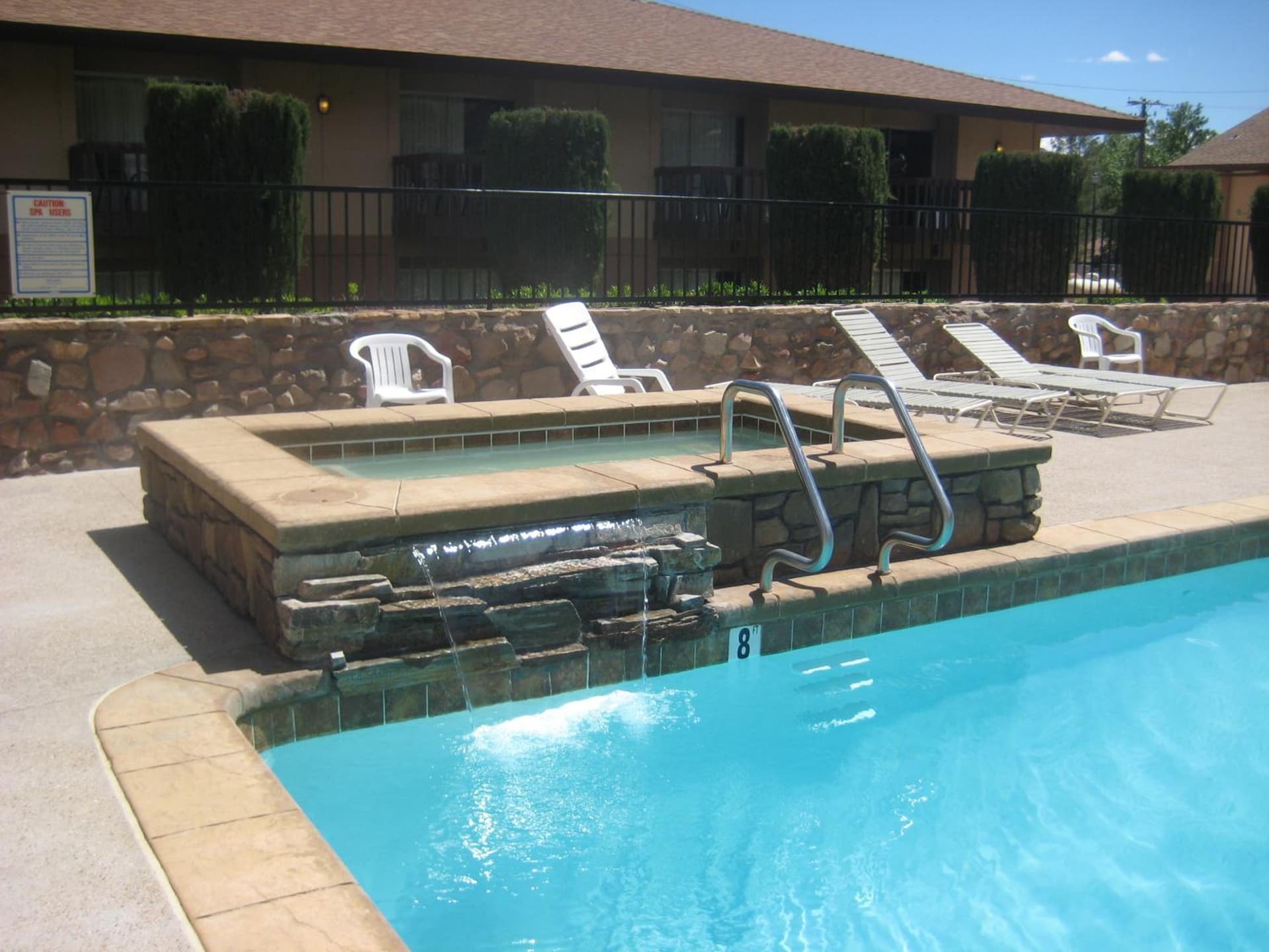 Bumbleberry Inn property views in Springdale, UT — gallery photo 3