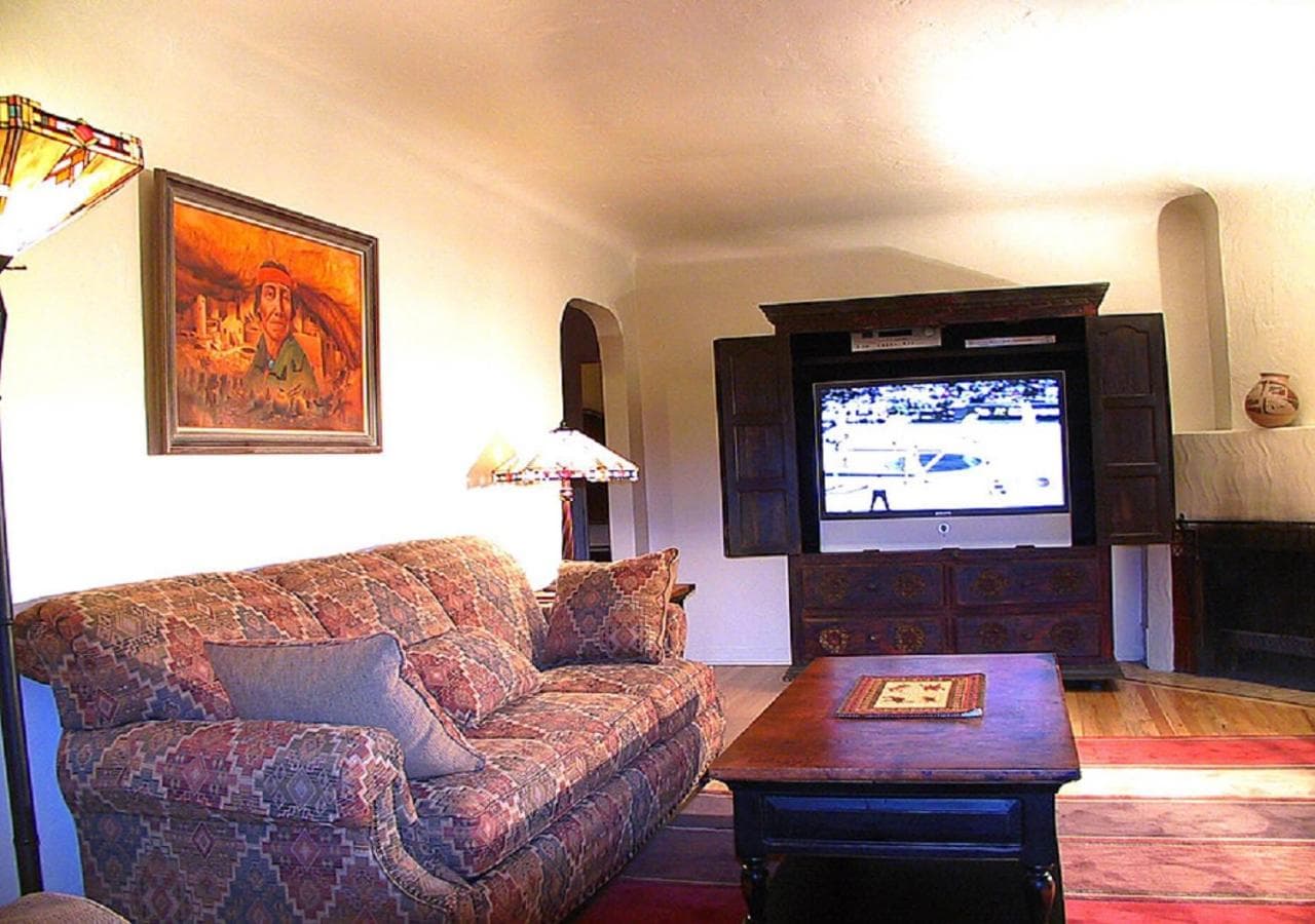 Casas de Suenos Old Town Historic Inn, an Ascend Collection Hotel gallery photo in Albuquerque, NM — image 43