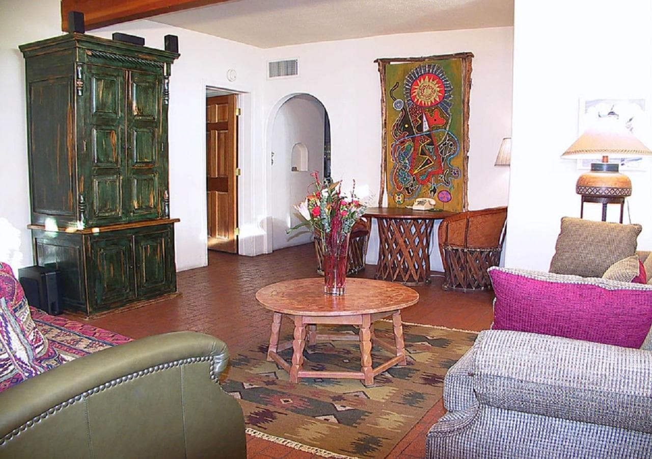 Casas de Suenos Old Town Historic Inn, an Ascend Collection Hotel gallery photo in Albuquerque, NM — image 33
