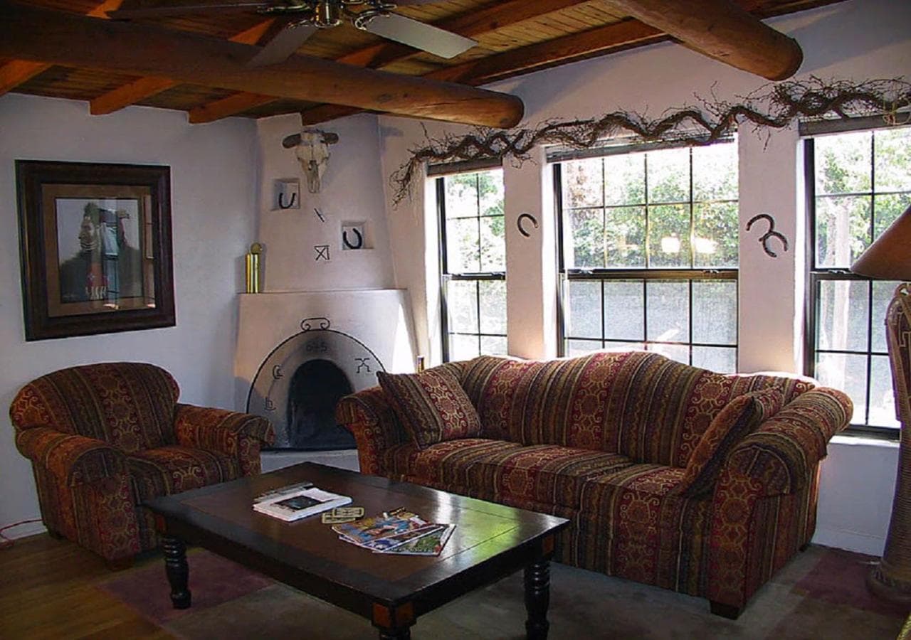Casas de Suenos Old Town Historic Inn, an Ascend Collection Hotel gallery photo in Albuquerque, NM — image 38