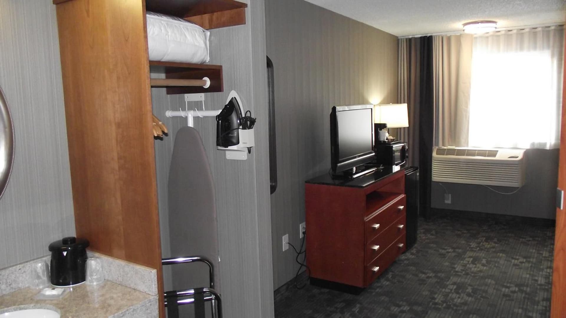 Country Inn & Suites by Radisson, Delta Park North Portland gallery photo in Portland, OR — image 20