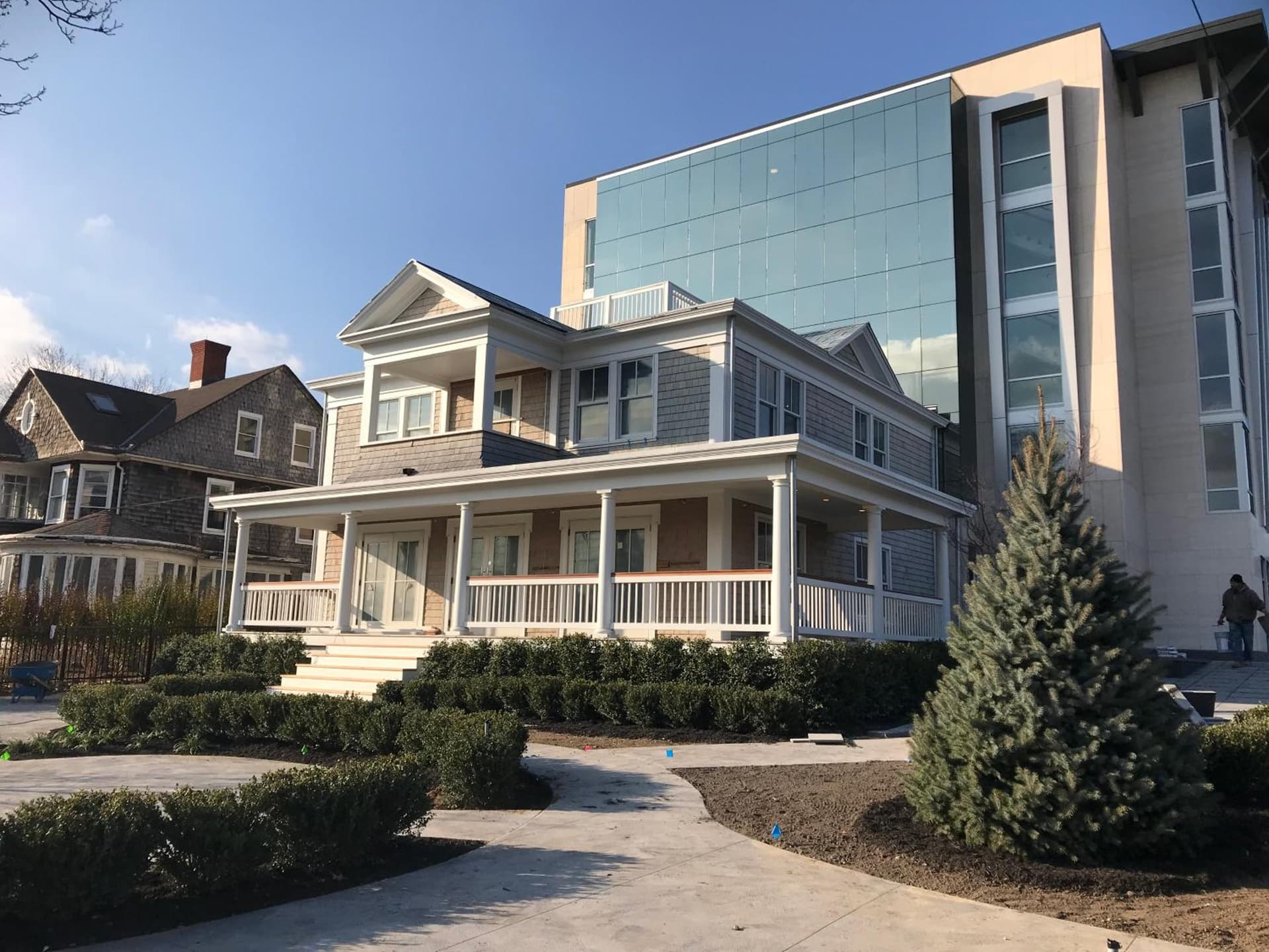 The Preston House and Hotel featured exterior or lobby in Riverhead, NY — similar hotel
