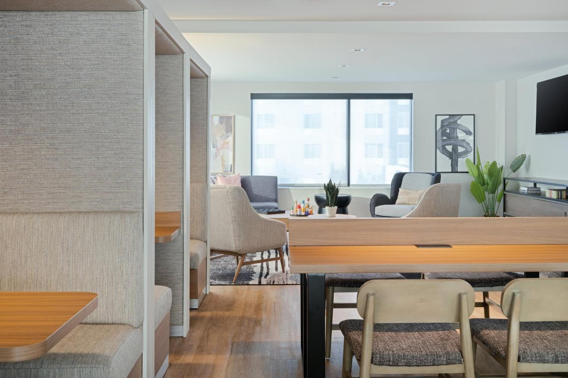 Atwell Suites Kansas City Airport by IHG gallery photo in Kansas City, KS — image 18