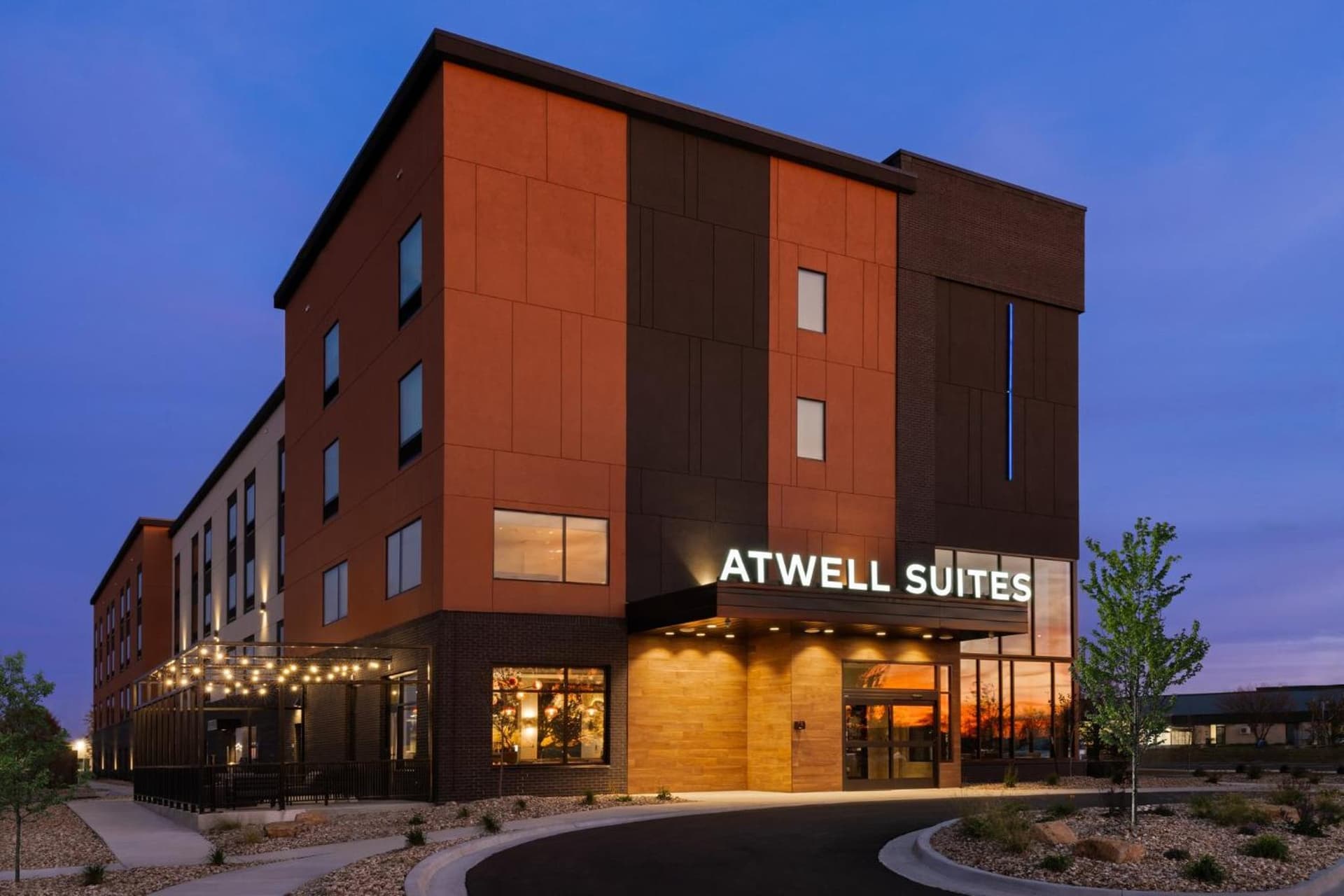 Atwell Suites Kansas City Airport by IHG gallery photo in Kansas City, KS — image 9