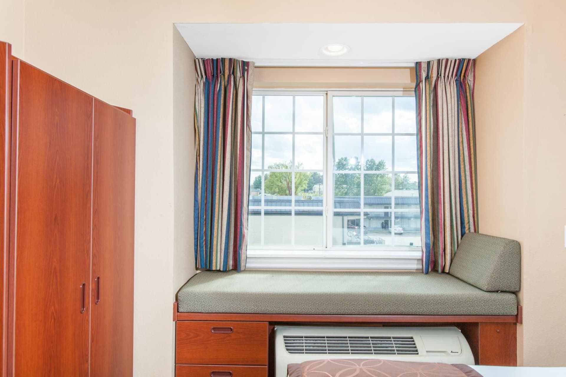 Microtel Inn by Wyndham Rogers property views in Rogers, AR — gallery photo 3