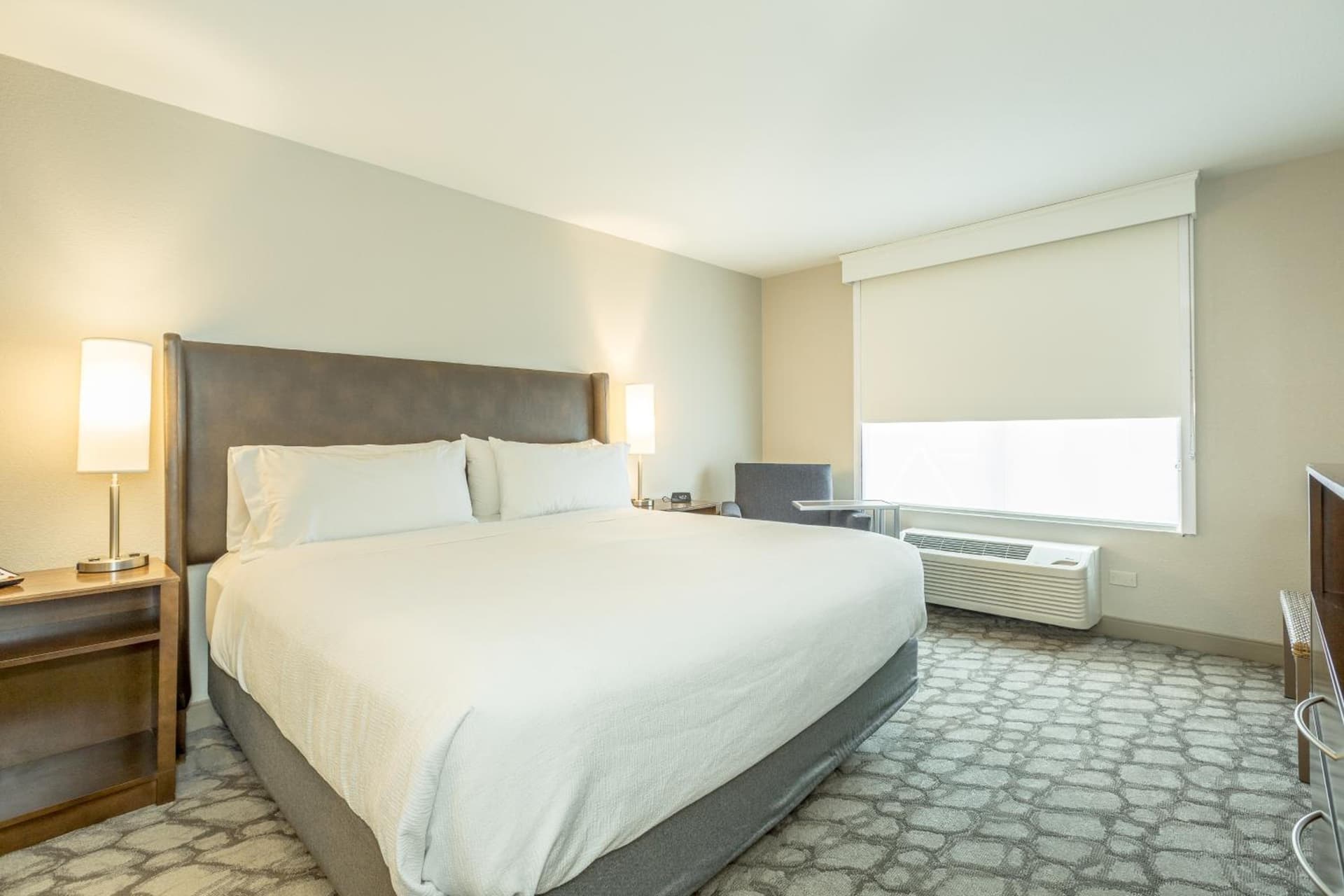 Holiday Inn Hotel and Suites Peachtree City by IHG interior in Peachtree City, GA — gallery photo 2