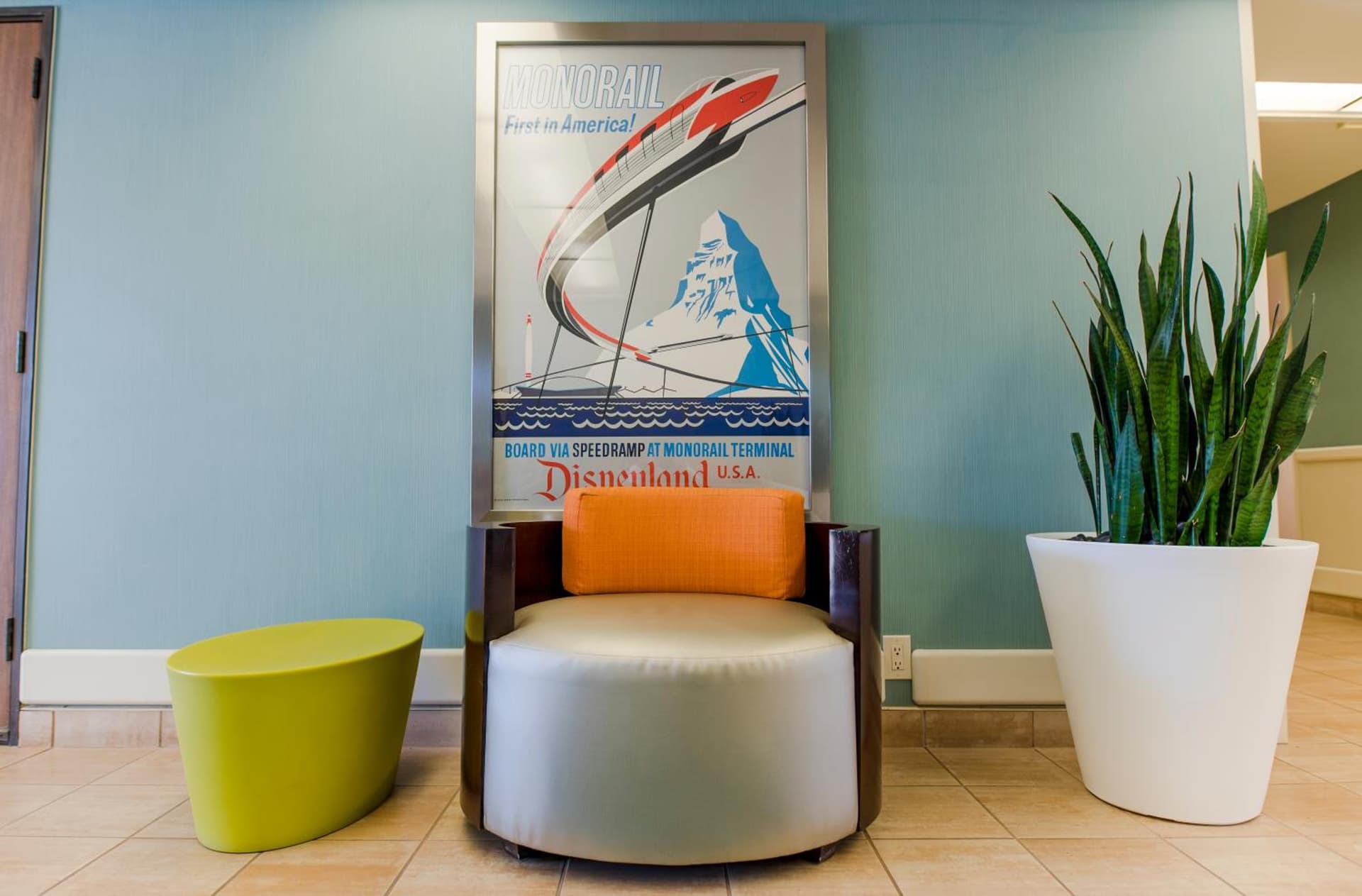 Howard Johnson by Wyndham Anaheim Hotel and Water Playground gallery photo in Anaheim, CA — image 116