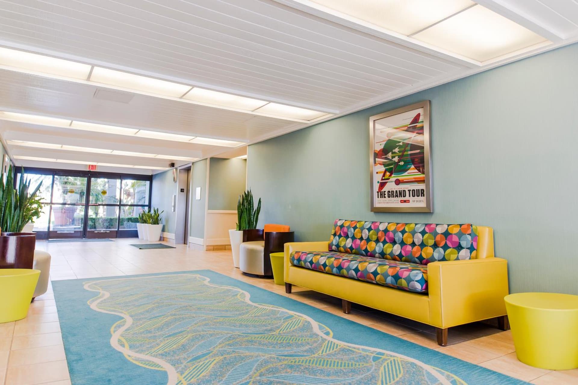 Howard Johnson by Wyndham Anaheim Hotel and Water Playground gallery photo in Anaheim, CA — image 124
