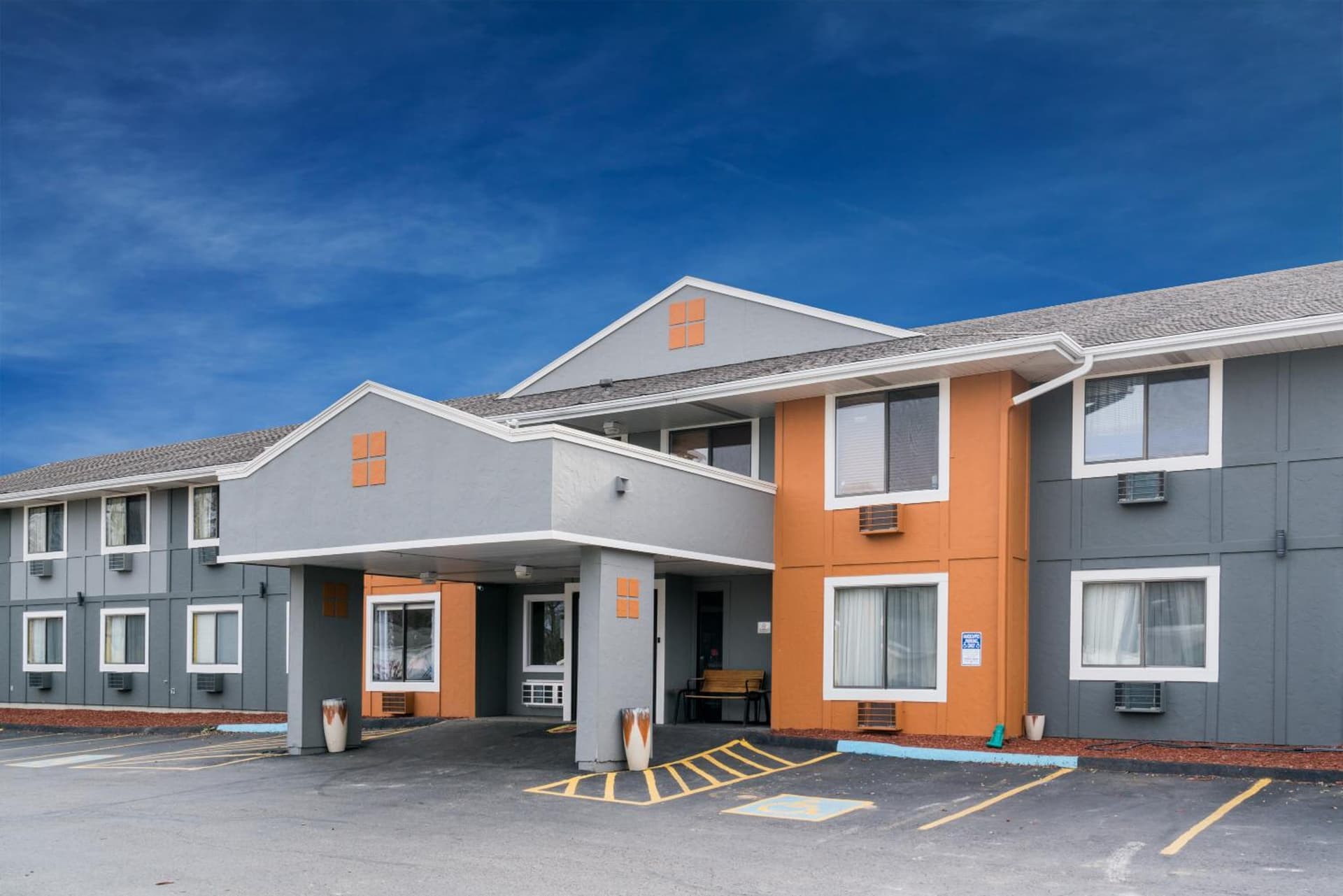 Super 8 by Wyndham Rochester Mayo Clinic Area gallery photo in Rochester, MN — image 4