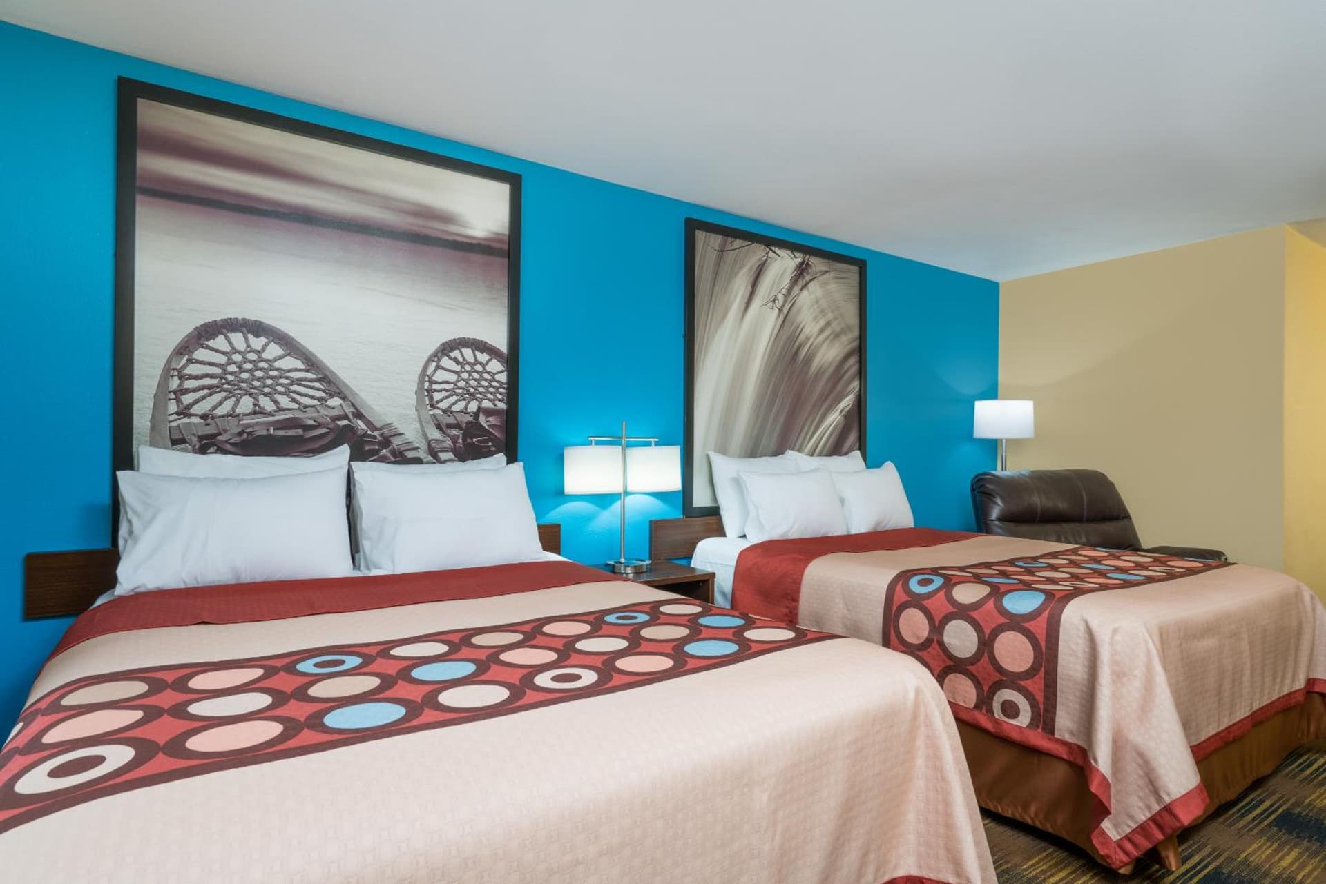 Super 8 by Wyndham Rochester Mayo Clinic Area property views in Rochester, MN — gallery photo 3