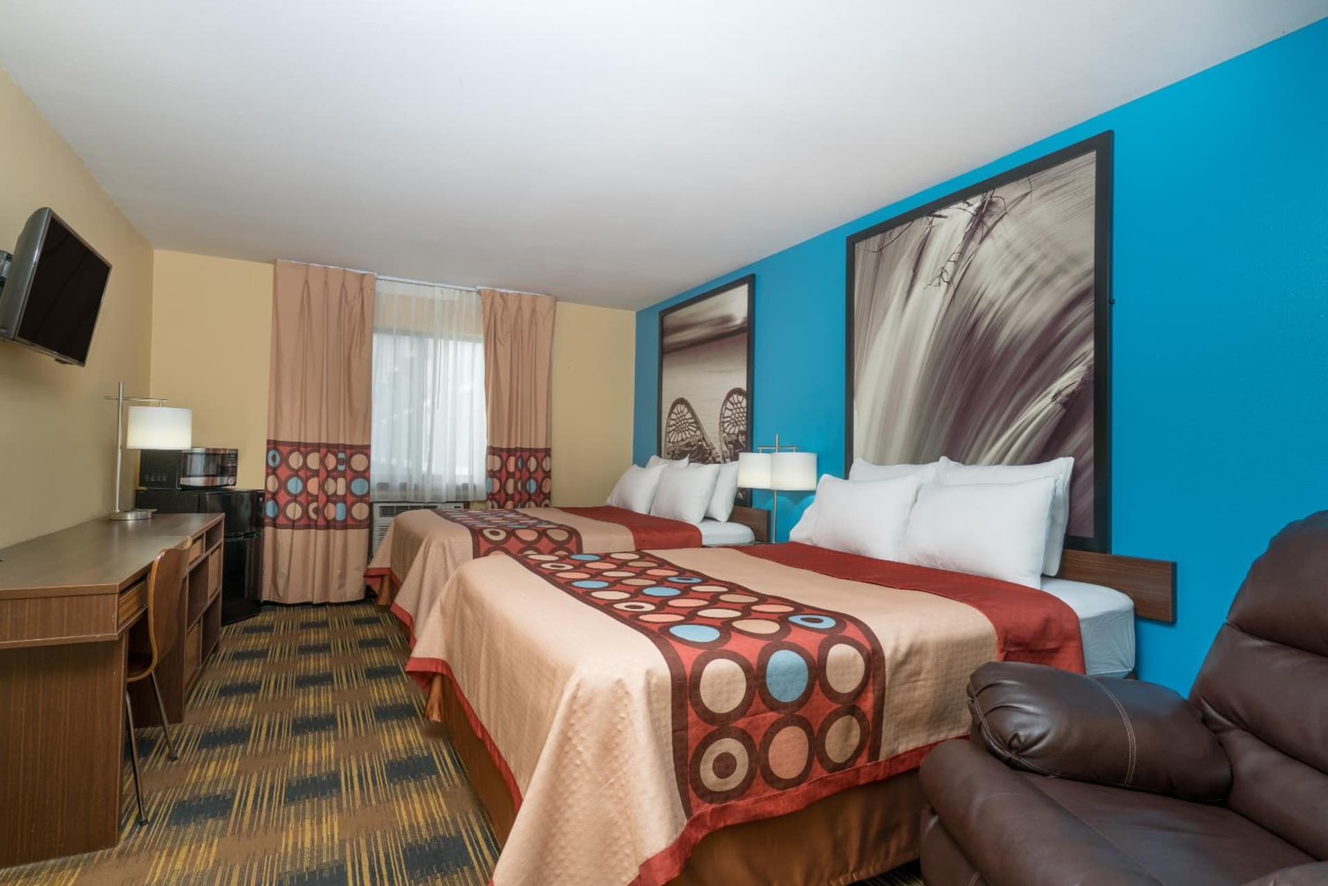Super 8 by Wyndham Rochester Mayo Clinic Area gallery photo in Rochester, MN — image 22