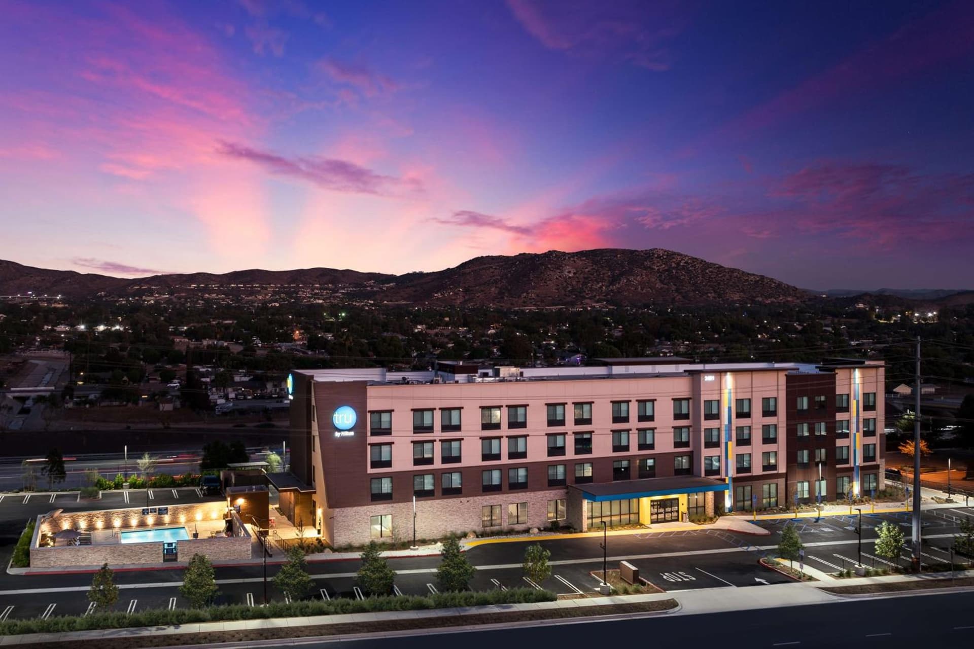 Tru by Hilton Norco Eastvale gallery photo in Norco, CA — image 18