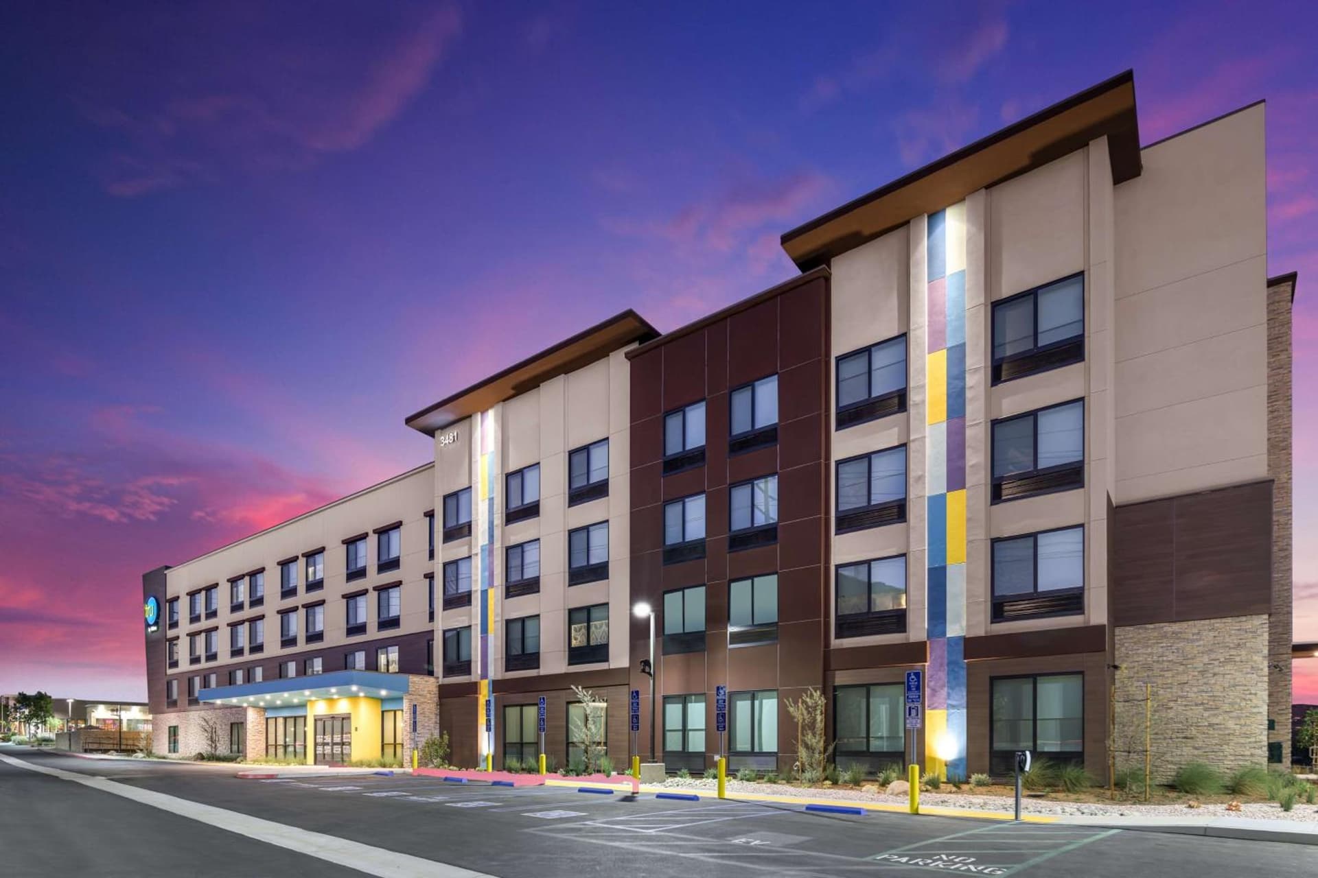 Tru by Hilton Norco Eastvale gallery photo in Norco, CA — image 4